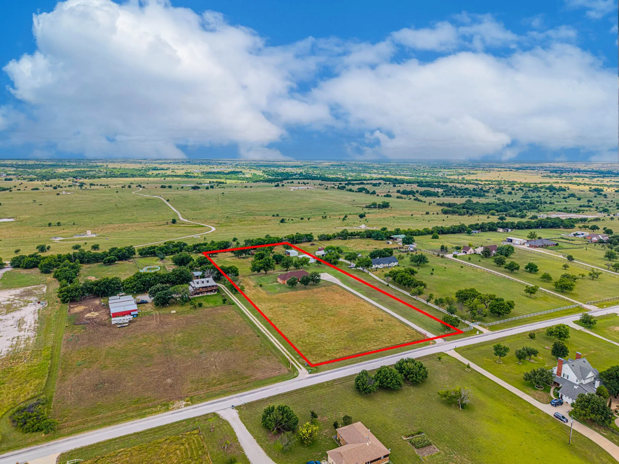 Single Family Residence For Sale in Wise County , 483 Christy Kay Lane, Rhome, Texas 76078, 3 Bedroom, 2 Bathroom, 2 Garage spaces, 2,012 Sqft, built in 1997, mls#21295993, Real Estate Agent in Rhome, Homes For Sale in Wise county, Homes For Sale in Rhome, Realtor in Rhome Texas, Real Estate Brokerage Independent Realty Texas, Luminita Cordes Realtor