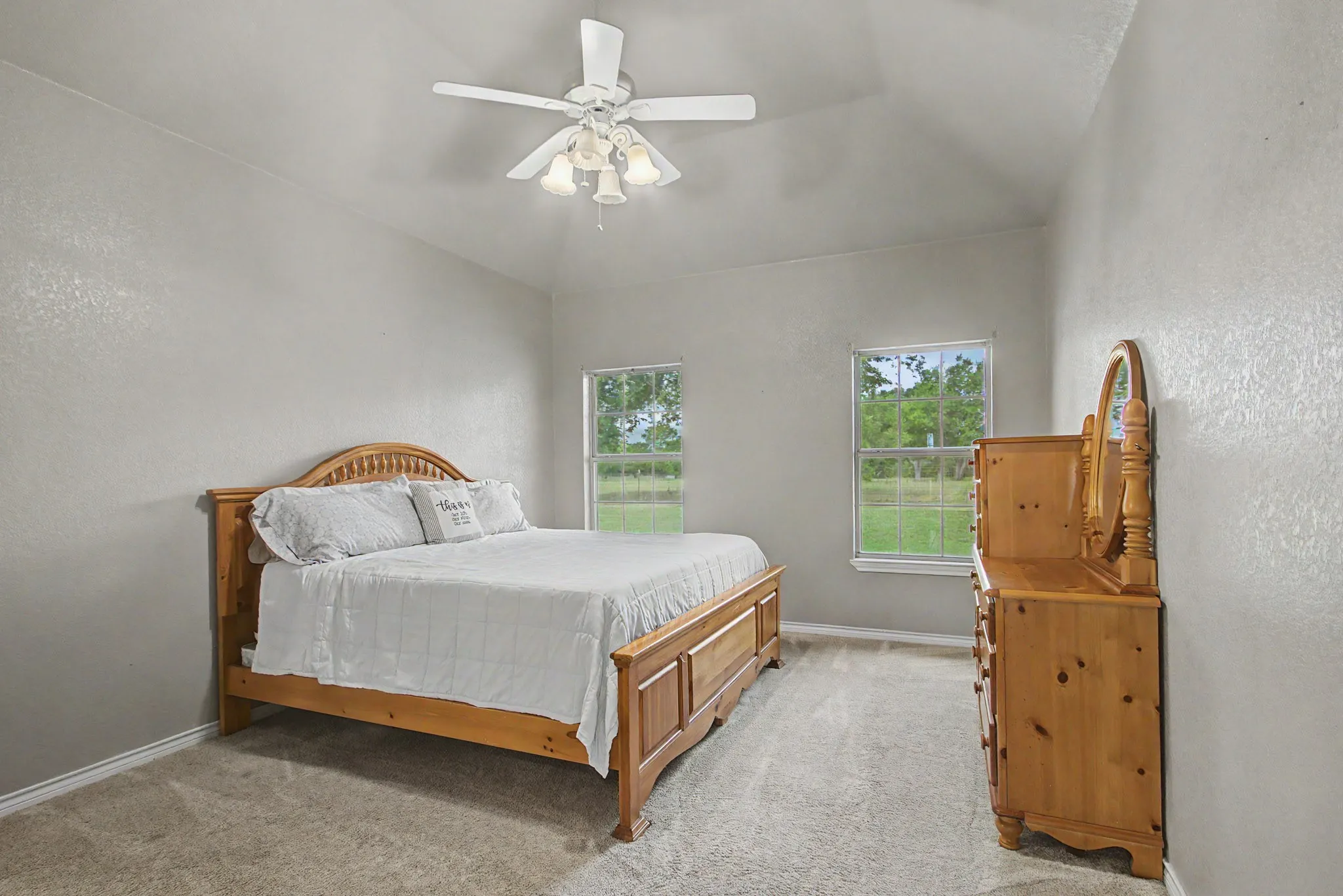 Single Family Residence For Sale in Wise County , 483 Christy Kay Lane, Rhome, Texas 76078, 3 Bedroom, 2 Bathroom, 2 Garage spaces, 2,012 Sqft, built in 1997, mls#21295993, Real Estate Agent in Rhome, Homes For Sale in Wise county, Homes For Sale in Rhome, Realtor in Rhome Texas, Real Estate Brokerage Independent Realty Texas, Luminita Cordes Realtor