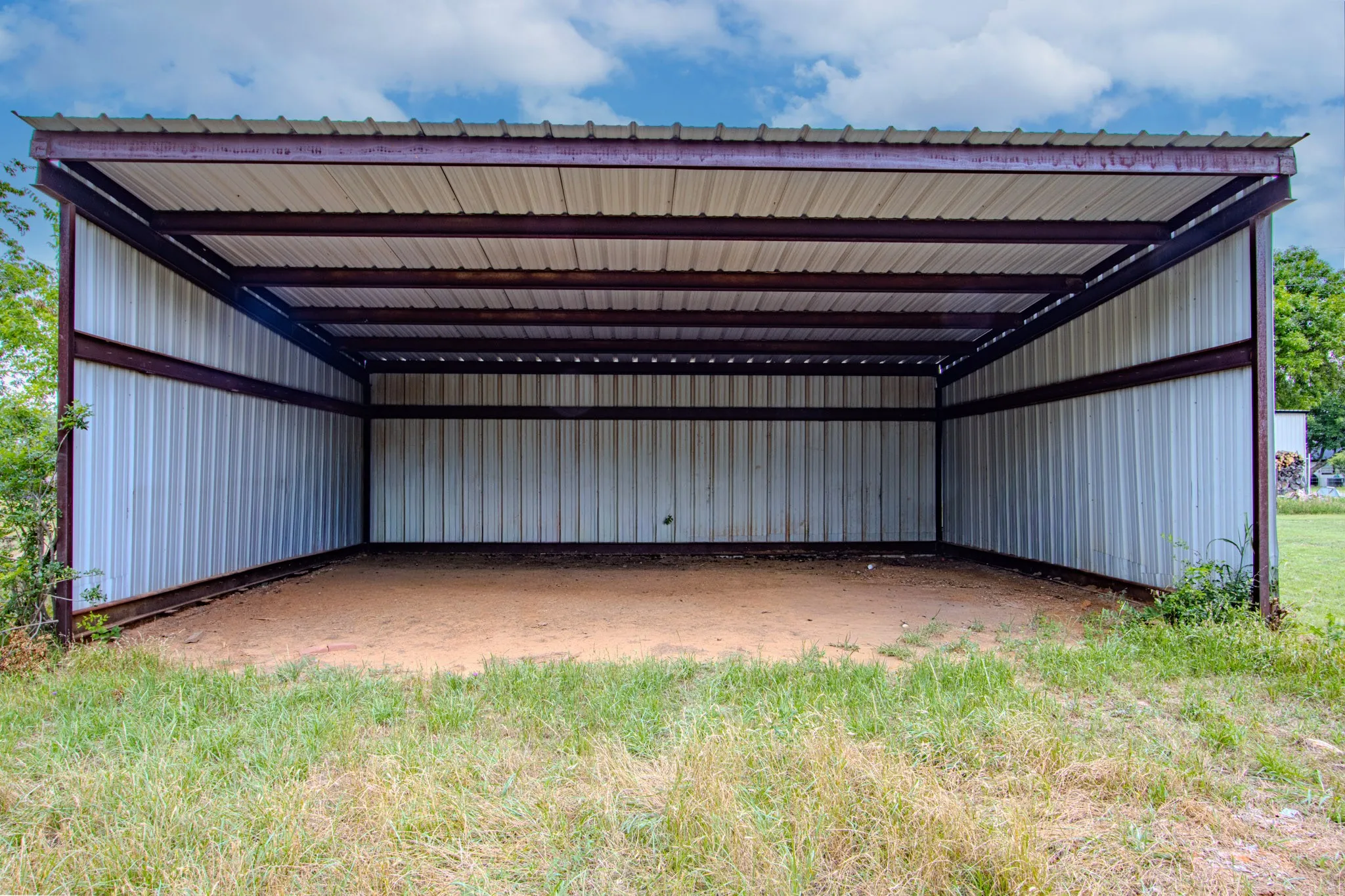 Single Family Residence For Sale in Wise County , 483 Christy Kay Lane, Rhome, Texas 76078, 3 Bedroom, 2 Bathroom, 2 Garage spaces, 2,012 Sqft, built in 1997, mls#21295993, Real Estate Agent in Rhome, Homes For Sale in Wise county, Homes For Sale in Rhome, Realtor in Rhome Texas, Real Estate Brokerage Independent Realty Texas, Luminita Cordes Realtor