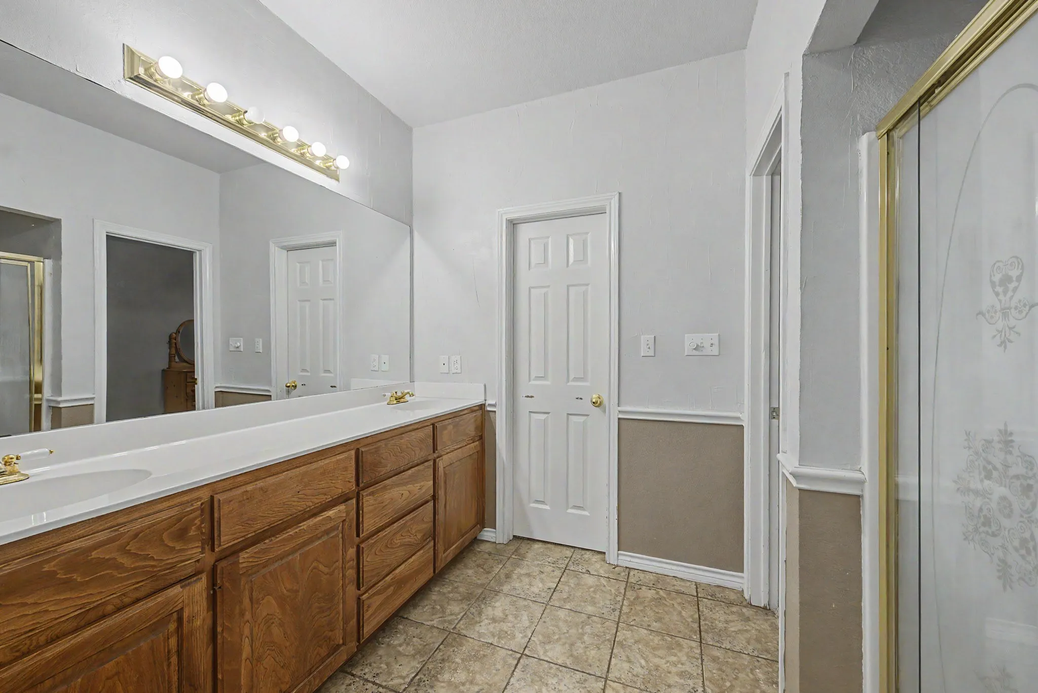Single Family Residence For Sale in Wise County , 483 Christy Kay Lane, Rhome, Texas 76078, 3 Bedroom, 2 Bathroom, 2 Garage spaces, 2,012 Sqft, built in 1997, mls#21295993, Real Estate Agent in Rhome, Homes For Sale in Wise county, Homes For Sale in Rhome, Realtor in Rhome Texas, Real Estate Brokerage Independent Realty Texas, Luminita Cordes Realtor