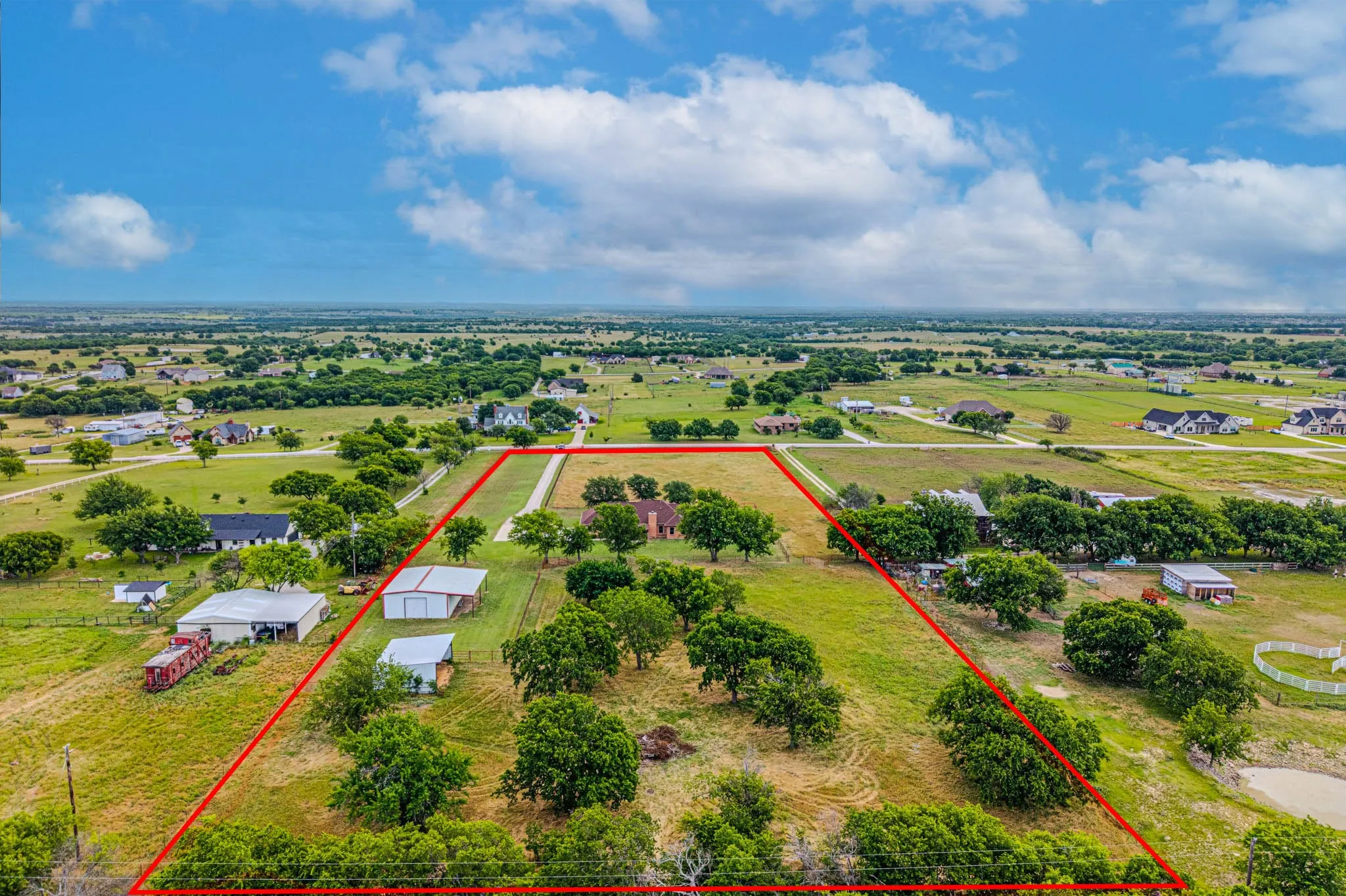 Single Family Residence For Sale in Wise County , 483 Christy Kay Lane, Rhome, Texas 76078, 3 Bedroom, 2 Bathroom, 2 Garage spaces, 2,012 Sqft, built in 1997, mls#21295993, Real Estate Agent in Rhome, Homes For Sale in Wise county, Homes For Sale in Rhome, Realtor in Rhome Texas, Real Estate Brokerage Independent Realty Texas, Luminita Cordes Realtor