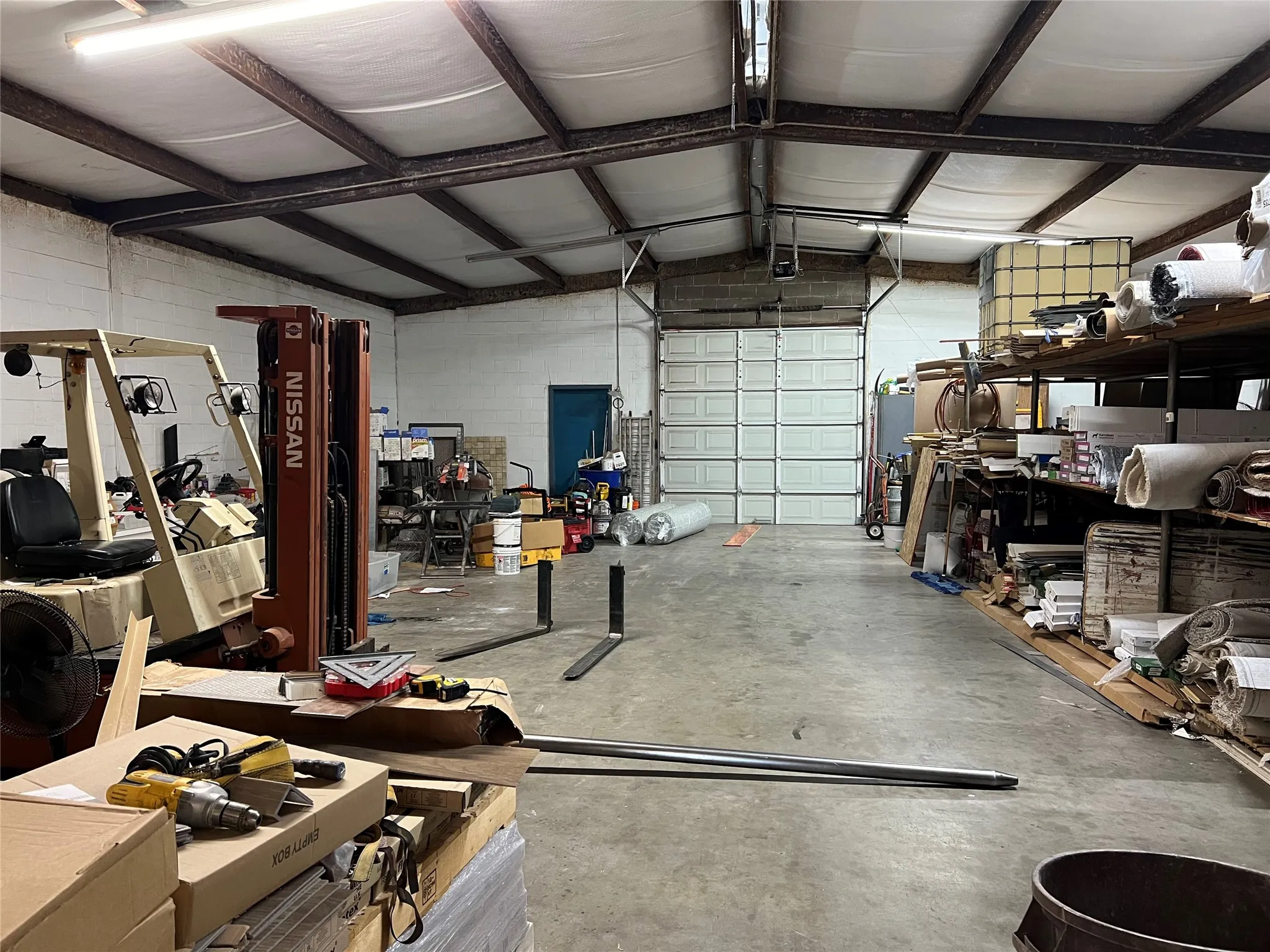 Retail For Sale in Nolan County , 906 E 15th Street, Sweetwater, Texas 79556, 0, 0, Garage spaces, 0 Sqft, built in 1983, mls#21295812, Real Estate Agent in Sweetwater, Homes For Sale in Nolan county, Homes For Sale in Sweetwater, Realtor in Sweetwater Texas, Real Estate Brokerage Independent Realty Texas, Luminita Cordes Realtor