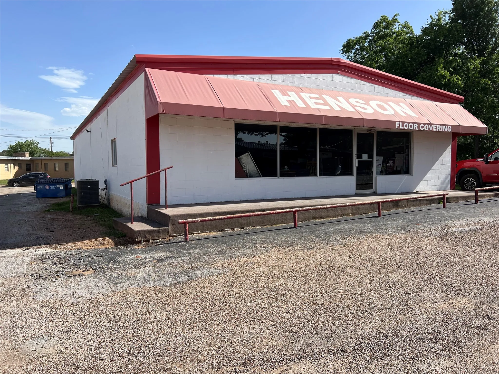 Retail For Sale in Nolan County , 906 E 15th Street, Sweetwater, Texas 79556, 0, 0, Garage spaces, 0 Sqft, built in 1983, mls#21295812, Real Estate Agent in Sweetwater, Homes For Sale in Nolan county, Homes For Sale in Sweetwater, Realtor in Sweetwater Texas, Real Estate Brokerage Independent Realty Texas, Luminita Cordes Realtor
