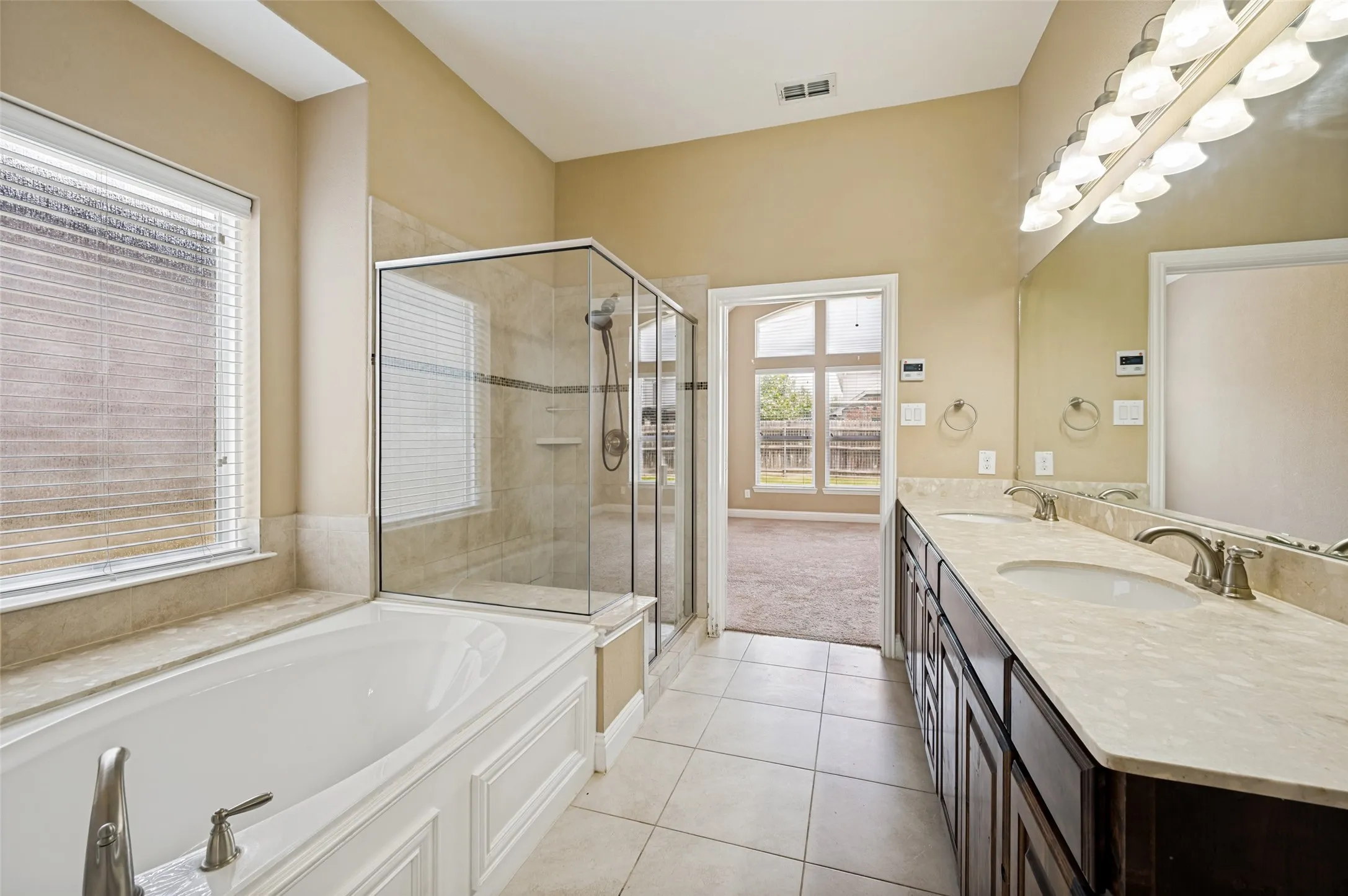 Single Family Residence For Rent in Denton County , 2449 Kingsgate Drive, Little Elm, Texas 75068, 4 Bedrooms, 4 Bathrooms, 2 Garage spaces, 3,005 Sqft, built in 2015, Price $3,200, mls#21297230, Real Estate Agent in Little Elm, Homes For Rent in Denton county, Homes For Rent in Little Elm, Realtor in Little Elm Texas, Real Estate Brokerage Independent Realty Texas, Luminita Cordes Realtor