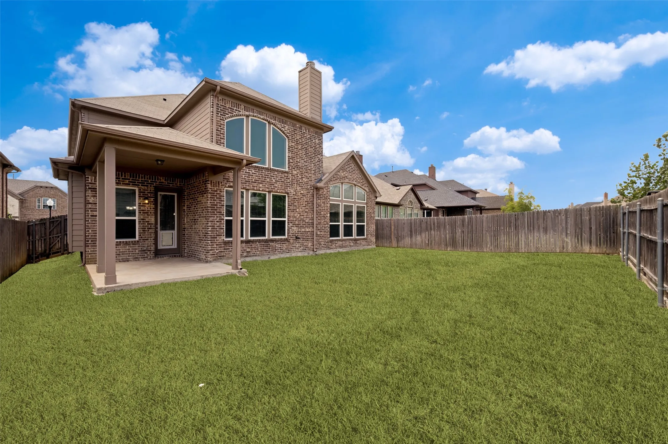 Single Family Residence For Rent in Denton County , 2449 Kingsgate Drive, Little Elm, Texas 75068, 4 Bedrooms, 4 Bathrooms, 2 Garage spaces, 3,005 Sqft, built in 2015, Price $3,200, mls#21297230, Real Estate Agent in Little Elm, Homes For Rent in Denton county, Homes For Rent in Little Elm, Realtor in Little Elm Texas, Real Estate Brokerage Independent Realty Texas, Luminita Cordes Realtor