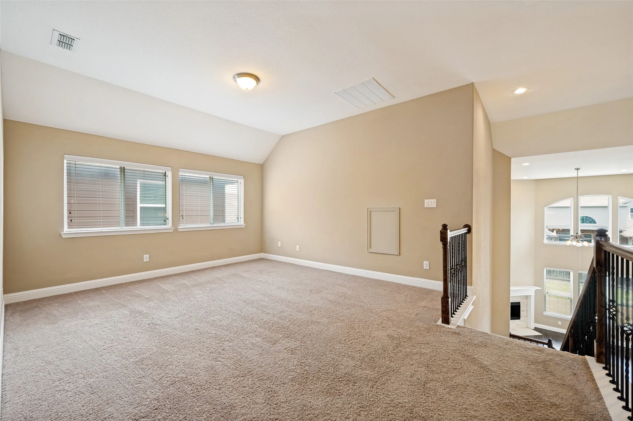Single Family Residence For Rent in Denton County , 2449 Kingsgate Drive, Little Elm, Texas 75068, 4 Bedrooms, 4 Bathrooms, 2 Garage spaces, 3,005 Sqft, built in 2015, Price $3,200, mls#21297230, Real Estate Agent in Little Elm, Homes For Rent in Denton county, Homes For Rent in Little Elm, Realtor in Little Elm Texas, Real Estate Brokerage Independent Realty Texas, Luminita Cordes Realtor