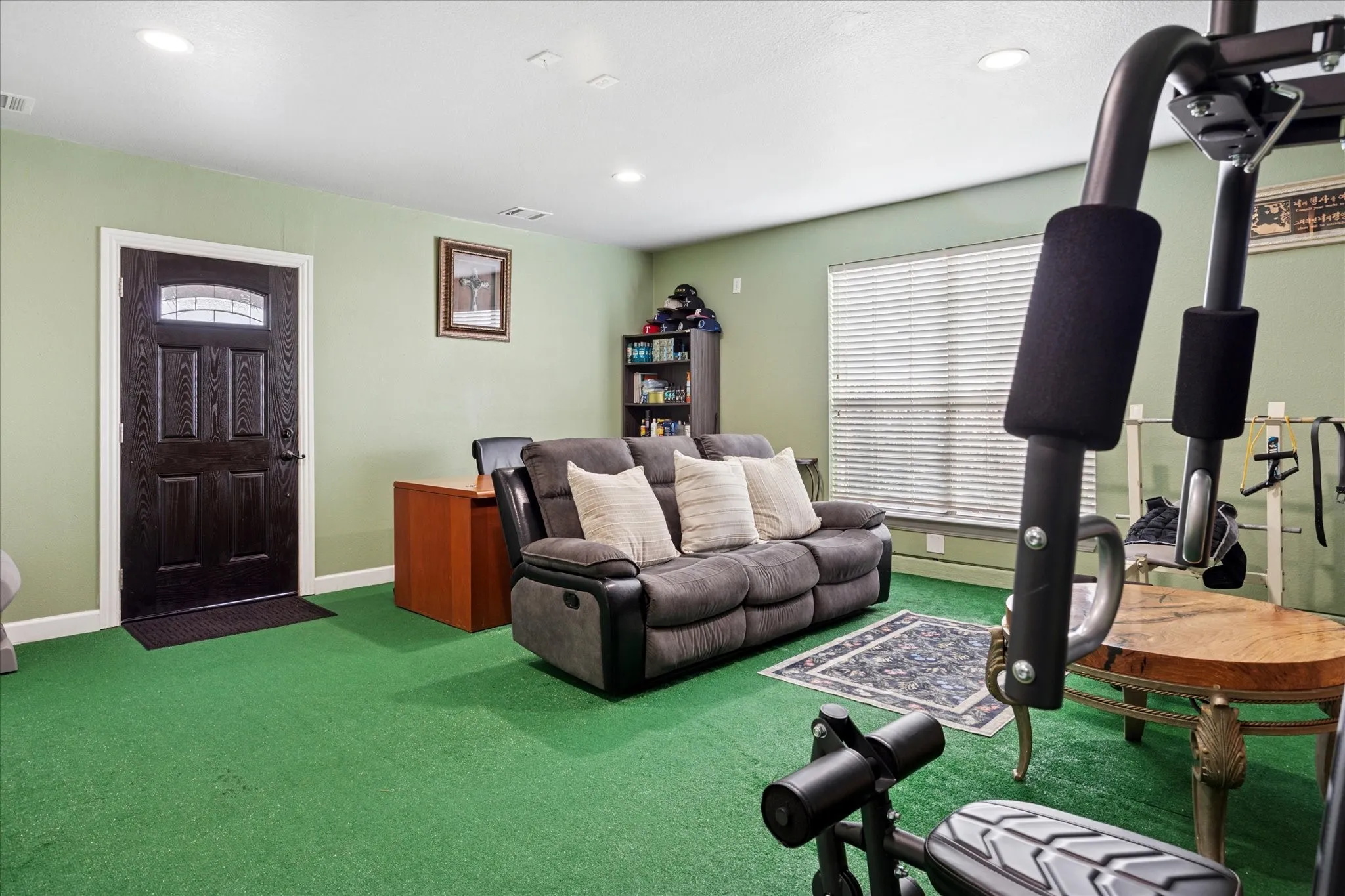 Single Family Residence For Sale in Denton County , 119 George Owens Road, Ponder, Texas 76259, 4 Bedroom, 2 Bathroom, Garage spaces, 2,224 Sqft, built in 2013, mls#21296193, Real Estate Agent in Ponder, Homes For Sale in Denton county, Homes For Sale in Ponder, Realtor in Ponder Texas, Real Estate Brokerage Independent Realty Texas, Luminita Cordes Realtor