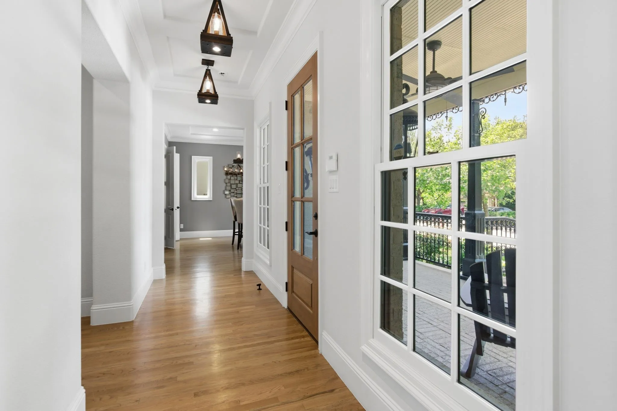 Single Family Residence For Sale in Denton County , 4150 Fallbrook Drive, Frisco, Texas 75033, 4 Bedroom, 4 Bathroom, 3 Garage spaces, 4,227 Sqft, built in 2015, mls#21291379, Real Estate Agent in Frisco, Homes For Sale in Denton county, Homes For Sale in Frisco, Realtor in Frisco Texas, Real Estate Brokerage Independent Realty Texas, Luminita Cordes Realtor