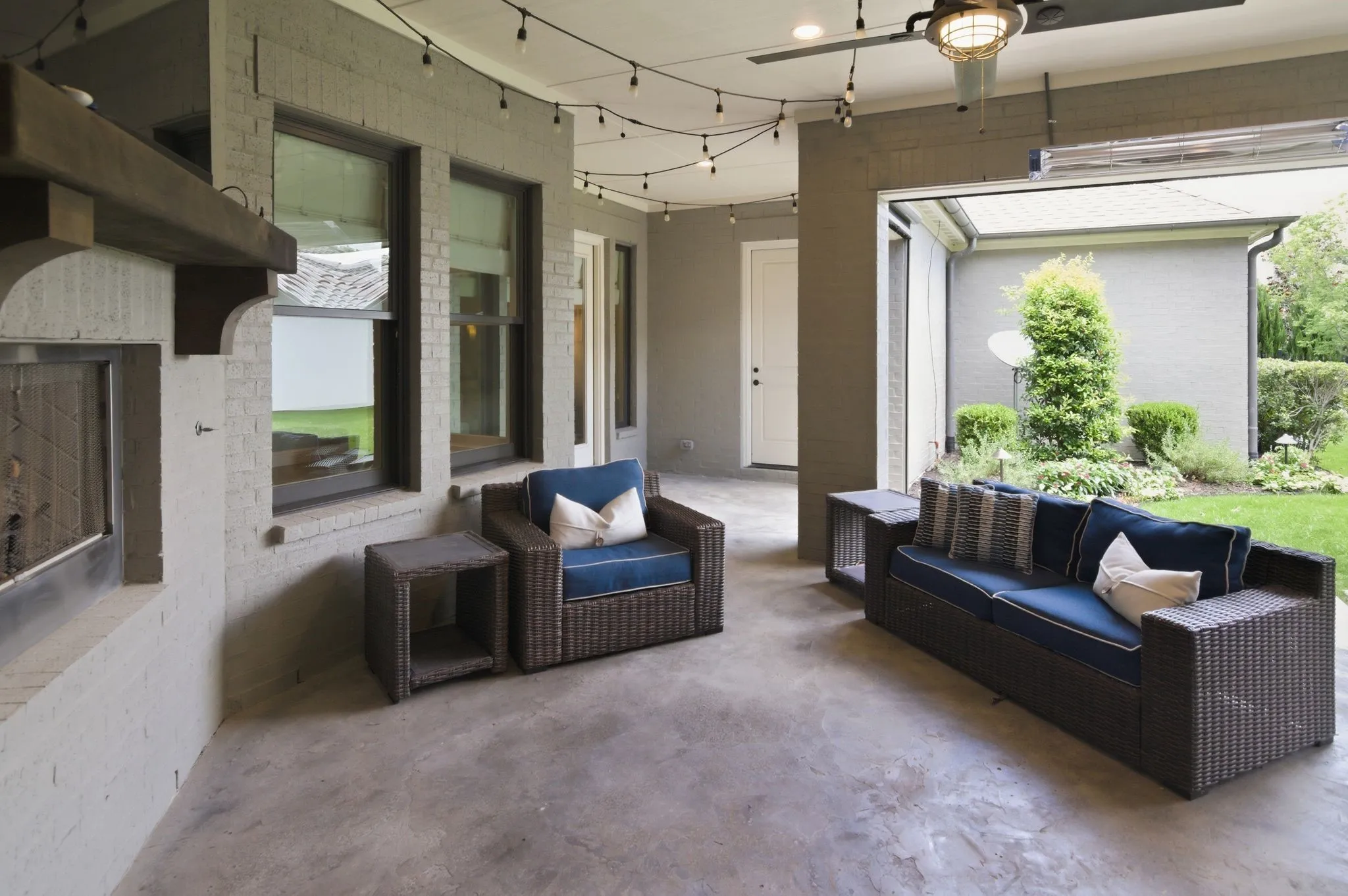 Single Family Residence For Sale in Denton County , 4150 Fallbrook Drive, Frisco, Texas 75033, 4 Bedroom, 4 Bathroom, 3 Garage spaces, 4,227 Sqft, built in 2015, mls#21291379, Real Estate Agent in Frisco, Homes For Sale in Denton county, Homes For Sale in Frisco, Realtor in Frisco Texas, Real Estate Brokerage Independent Realty Texas, Luminita Cordes Realtor