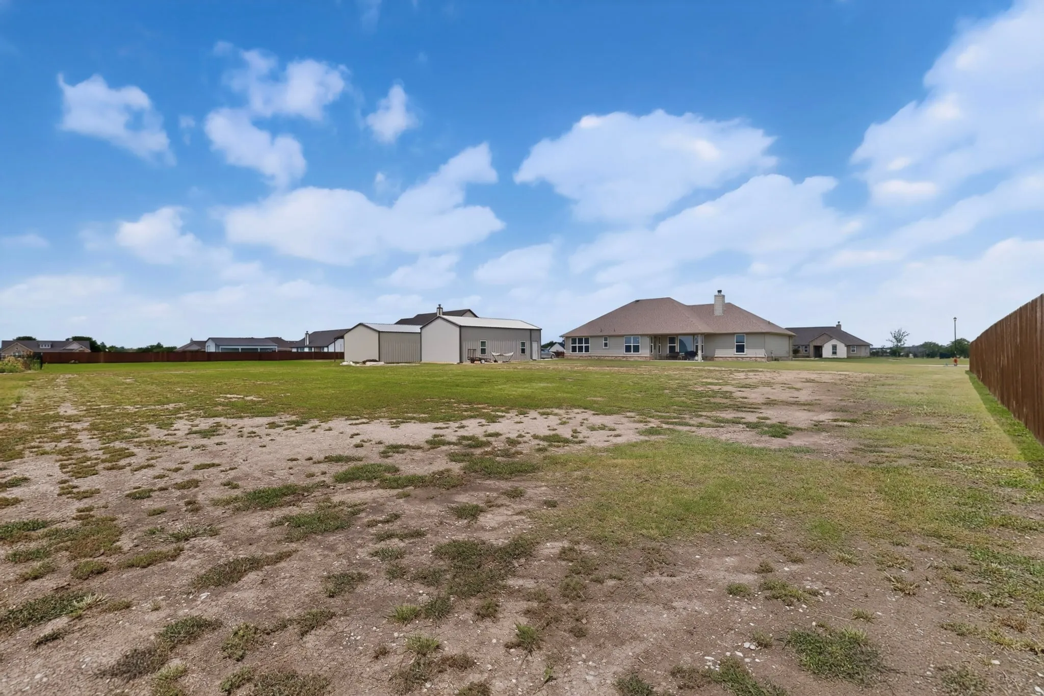 Single Family Residence For Sale in Kaufman County , 2721 Burr Oak Road, Oak Ridge, Texas 75161, 3 Bedroom, 2 Bathroom, 5 Garage spaces, 2,034 Sqft, built in 2022, mls#21297272, Real Estate Agent in Oak Ridge, Homes For Sale in Kaufman county, Homes For Sale in Oak Ridge, Realtor in Oak Ridge Texas, Real Estate Brokerage Independent Realty Texas, Luminita Cordes Realtor