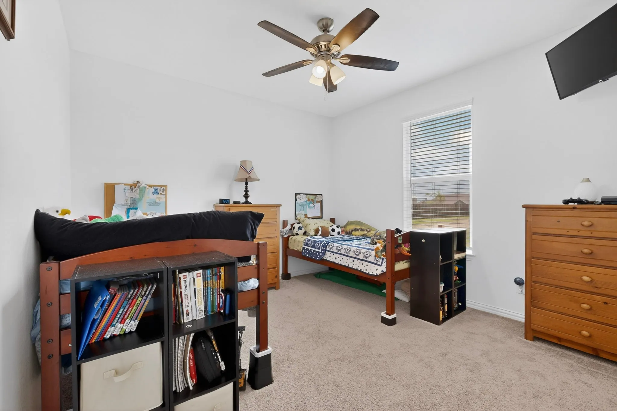 Single Family Residence For Sale in Kaufman County , 2721 Burr Oak Road, Oak Ridge, Texas 75161, 3 Bedroom, 2 Bathroom, 5 Garage spaces, 2,034 Sqft, built in 2022, mls#21297272, Real Estate Agent in Oak Ridge, Homes For Sale in Kaufman county, Homes For Sale in Oak Ridge, Realtor in Oak Ridge Texas, Real Estate Brokerage Independent Realty Texas, Luminita Cordes Realtor