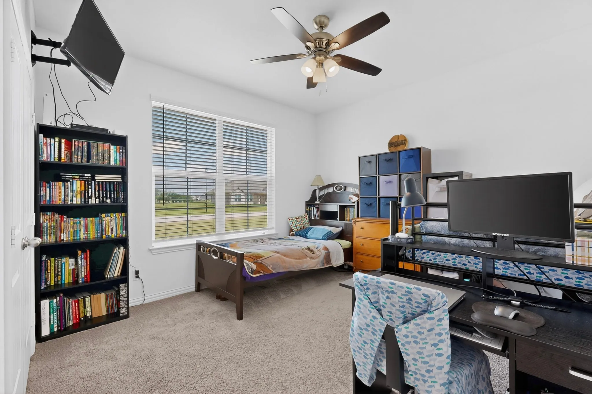 Single Family Residence For Sale in Kaufman County , 2721 Burr Oak Road, Oak Ridge, Texas 75161, 3 Bedroom, 2 Bathroom, 5 Garage spaces, 2,034 Sqft, built in 2022, mls#21297272, Real Estate Agent in Oak Ridge, Homes For Sale in Kaufman county, Homes For Sale in Oak Ridge, Realtor in Oak Ridge Texas, Real Estate Brokerage Independent Realty Texas, Luminita Cordes Realtor