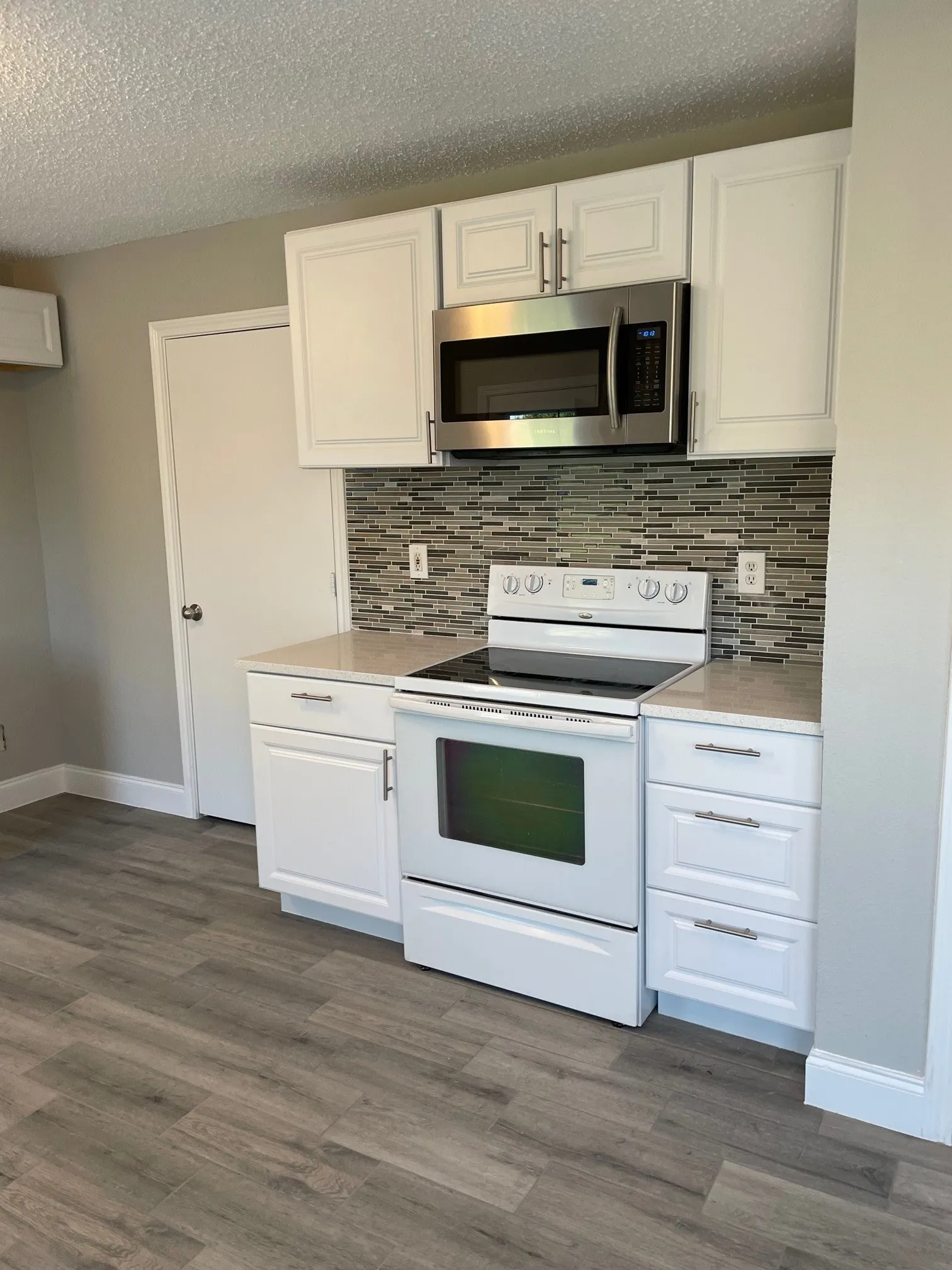 Single Family Residence For Rent in Collin County , 8007 Galley Street, Frisco, Texas 75035, 3 Bedroom, 3 Bathroom, 2 Garage spaces, 2,148 Sqft, built in 1998, mls#21297286, Real Estate Agent in Frisco, Homes For Rent in Collin county, Homes For Rent in Frisco, Realtor in Frisco Texas, Real Estate Brokerage Independent Realty Texas, Luminita Cordes Realtor