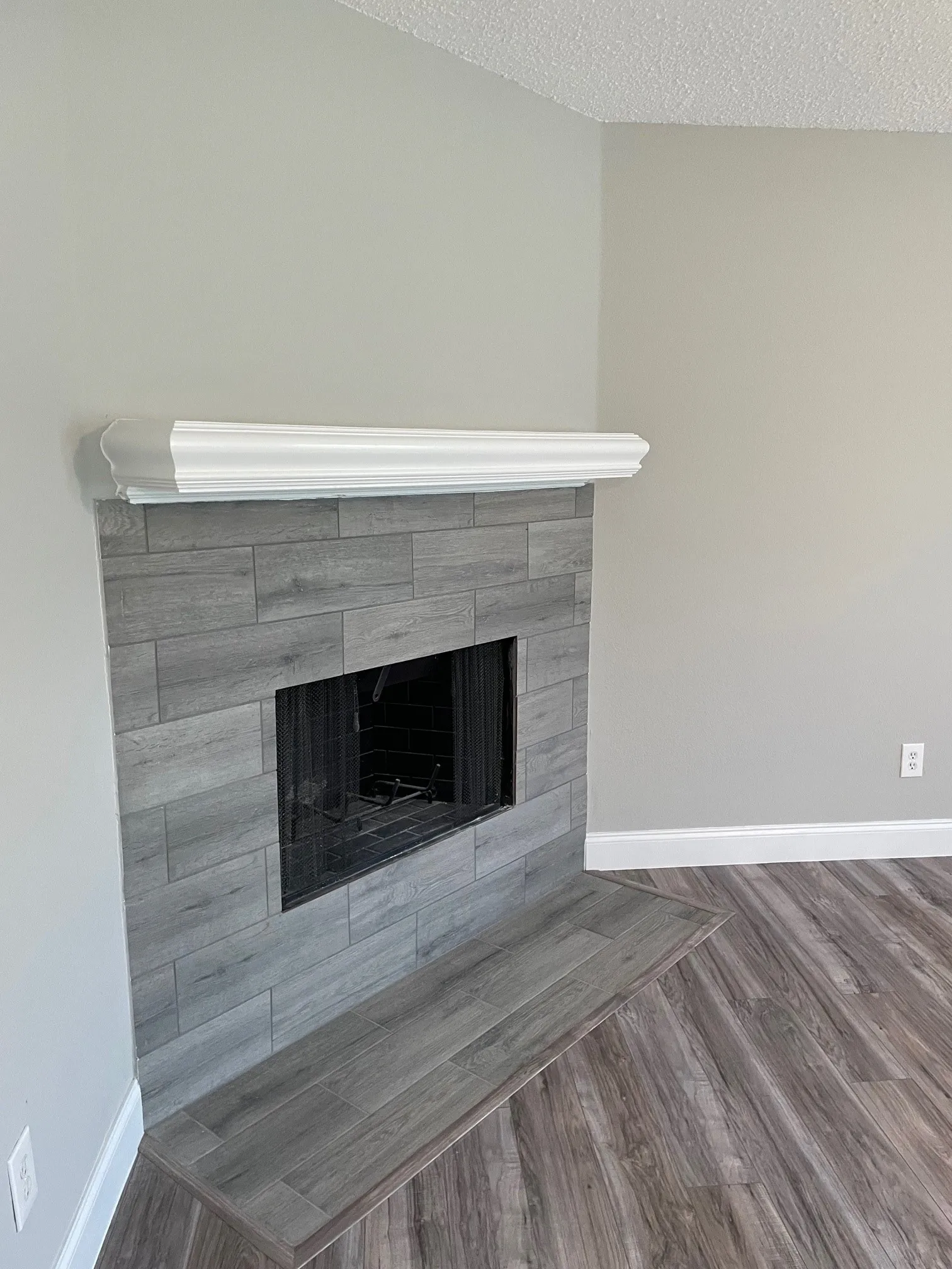 Single Family Residence For Rent in Collin County , 8007 Galley Street, Frisco, Texas 75035, 3 Bedroom, 3 Bathroom, 2 Garage spaces, 2,148 Sqft, built in 1998, mls#21297286, Real Estate Agent in Frisco, Homes For Rent in Collin county, Homes For Rent in Frisco, Realtor in Frisco Texas, Real Estate Brokerage Independent Realty Texas, Luminita Cordes Realtor