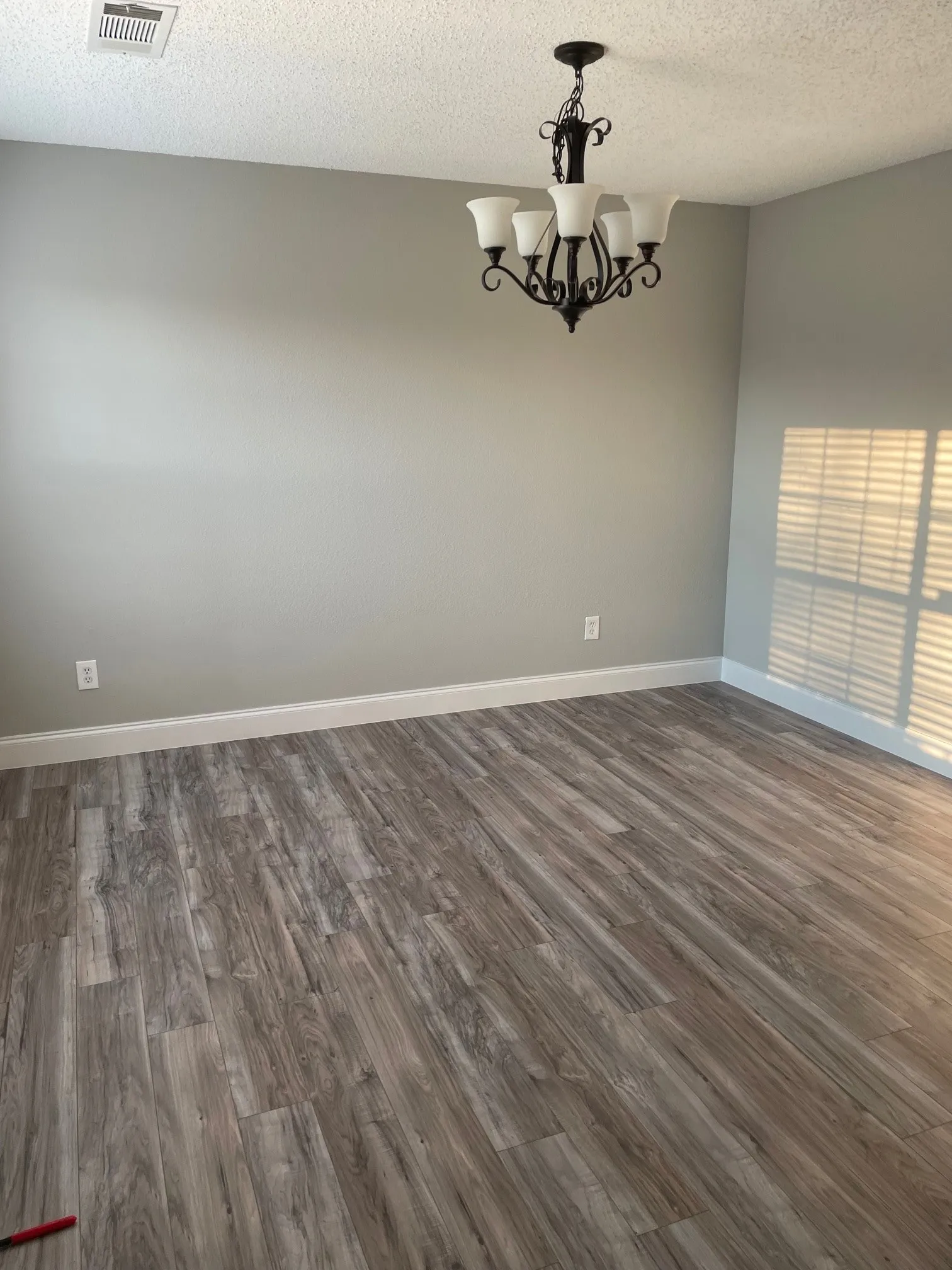 Single Family Residence For Rent in Collin County , 8007 Galley Street, Frisco, Texas 75035, 3 Bedroom, 3 Bathroom, 2 Garage spaces, 2,148 Sqft, built in 1998, mls#21297286, Real Estate Agent in Frisco, Homes For Rent in Collin county, Homes For Rent in Frisco, Realtor in Frisco Texas, Real Estate Brokerage Independent Realty Texas, Luminita Cordes Realtor