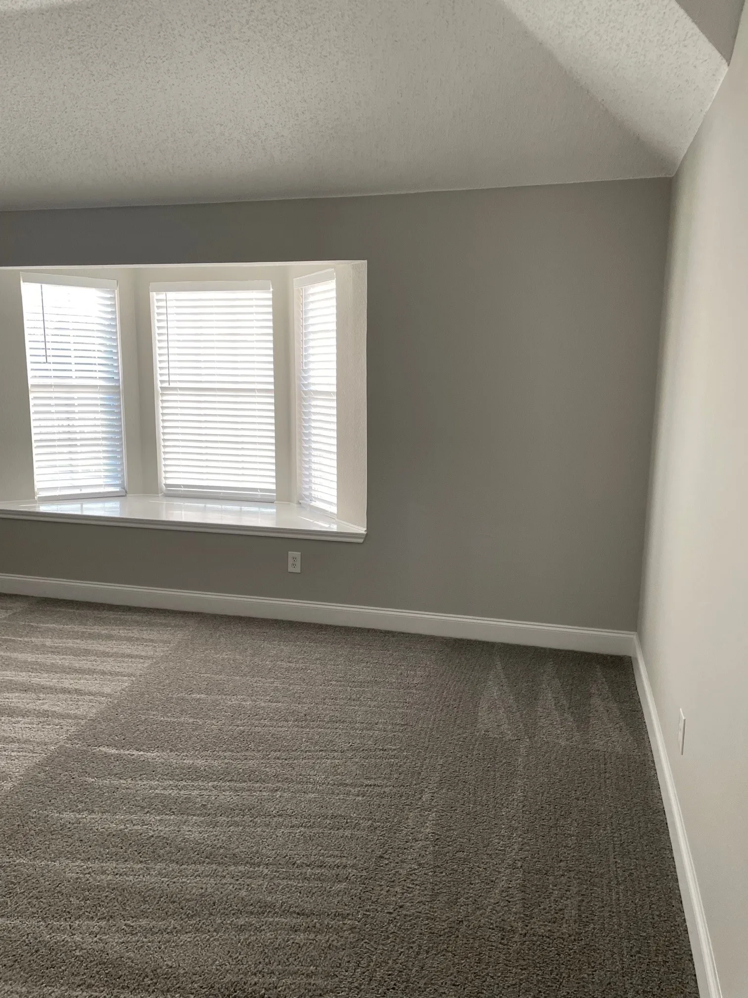 Single Family Residence For Rent in Collin County , 8007 Galley Street, Frisco, Texas 75035, 3 Bedroom, 3 Bathroom, 2 Garage spaces, 2,148 Sqft, built in 1998, mls#21297286, Real Estate Agent in Frisco, Homes For Rent in Collin county, Homes For Rent in Frisco, Realtor in Frisco Texas, Real Estate Brokerage Independent Realty Texas, Luminita Cordes Realtor