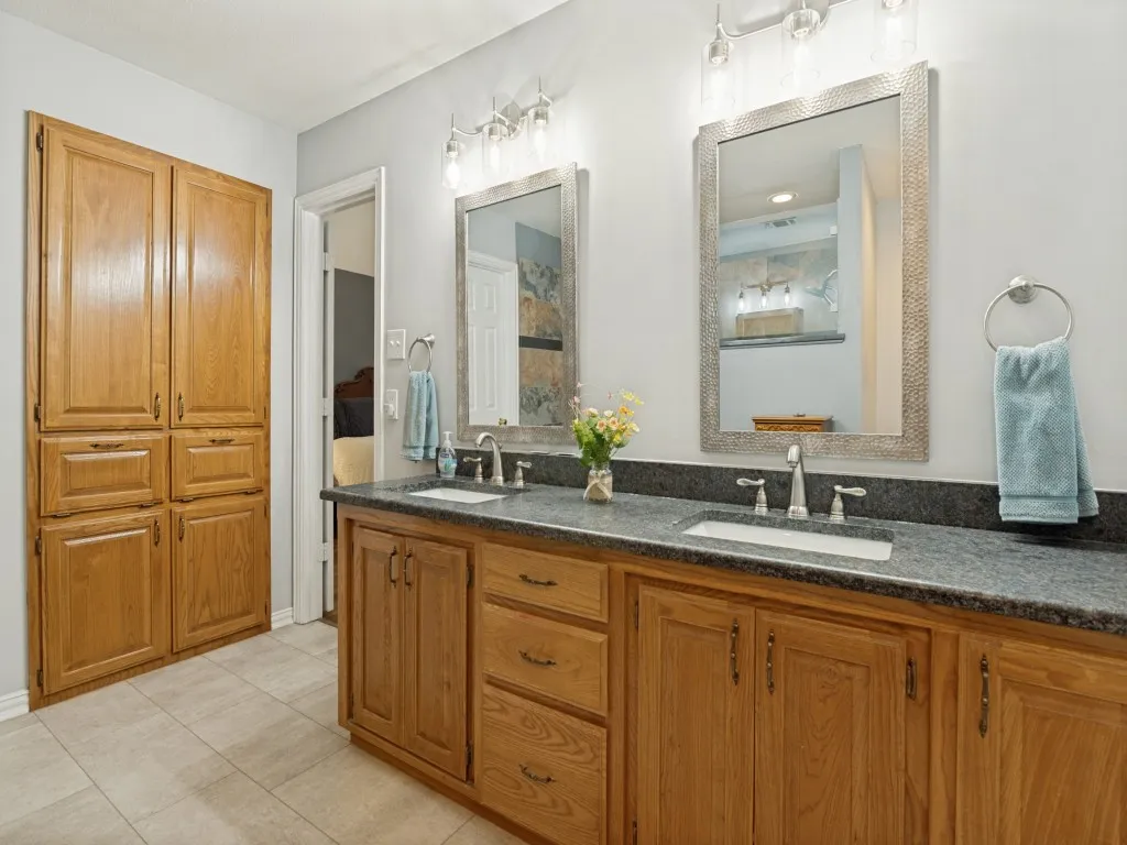 Double Sinks in Primary Bathroom