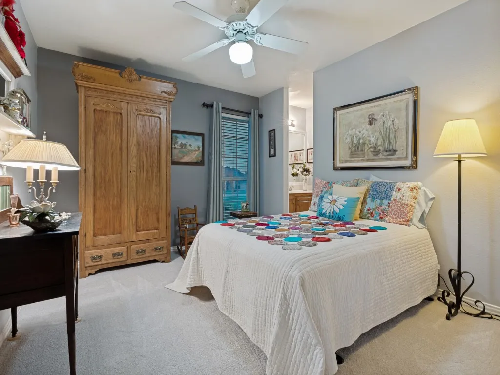 Oversized 2nd Bedroom