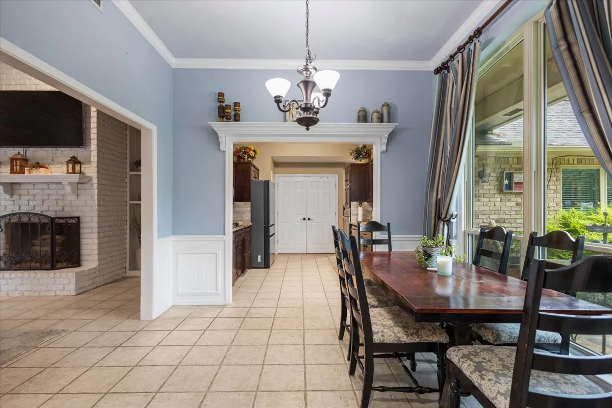 Single Family Residence For Sale in Smith County , 226 Pinewood Lane, Hideaway, Texas 75771, 4 Bedroom, 3 Bathroom, 2 Garage spaces, 2,423 Sqft, built in 1986, mls#21297282, Real Estate Agent in Hideaway, Homes For Sale in Smith county, Homes For Sale in Hideaway, Realtor in Hideaway Texas, Real Estate Brokerage Independent Realty Texas, Luminita Cordes Realtor