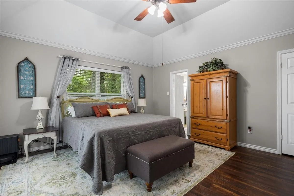 Single Family Residence For Sale in Smith County , 226 Pinewood Lane, Hideaway, Texas 75771, 4 Bedroom, 3 Bathroom, 2 Garage spaces, 2,423 Sqft, built in 1986, mls#21297282, Real Estate Agent in Hideaway, Homes For Sale in Smith county, Homes For Sale in Hideaway, Realtor in Hideaway Texas, Real Estate Brokerage Independent Realty Texas, Luminita Cordes Realtor