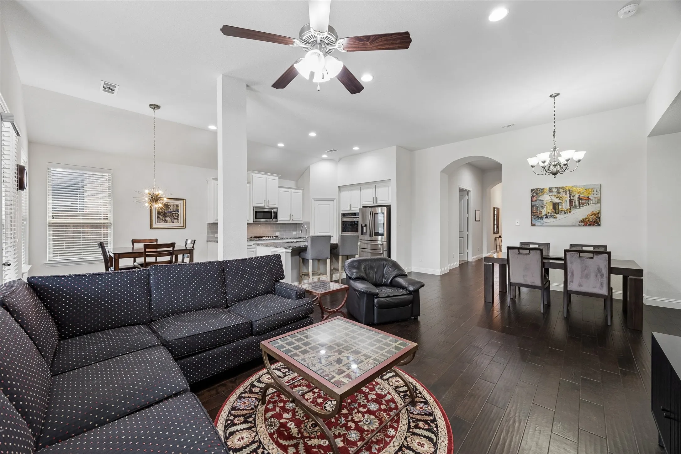 Single Family Residence For Sale in Denton County , 15813 High Line Drive, Prosper, Texas 75078, 4 Bedroom, 3 Bathroom, 2 Garage spaces, 2,238 Sqft, built in 2016, mls#21297154, Real Estate Agent in Prosper, Homes For Sale in Denton county, Homes For Sale in Prosper, Realtor in Prosper Texas, Real Estate Brokerage Independent Realty Texas, Luminita Cordes Realtor