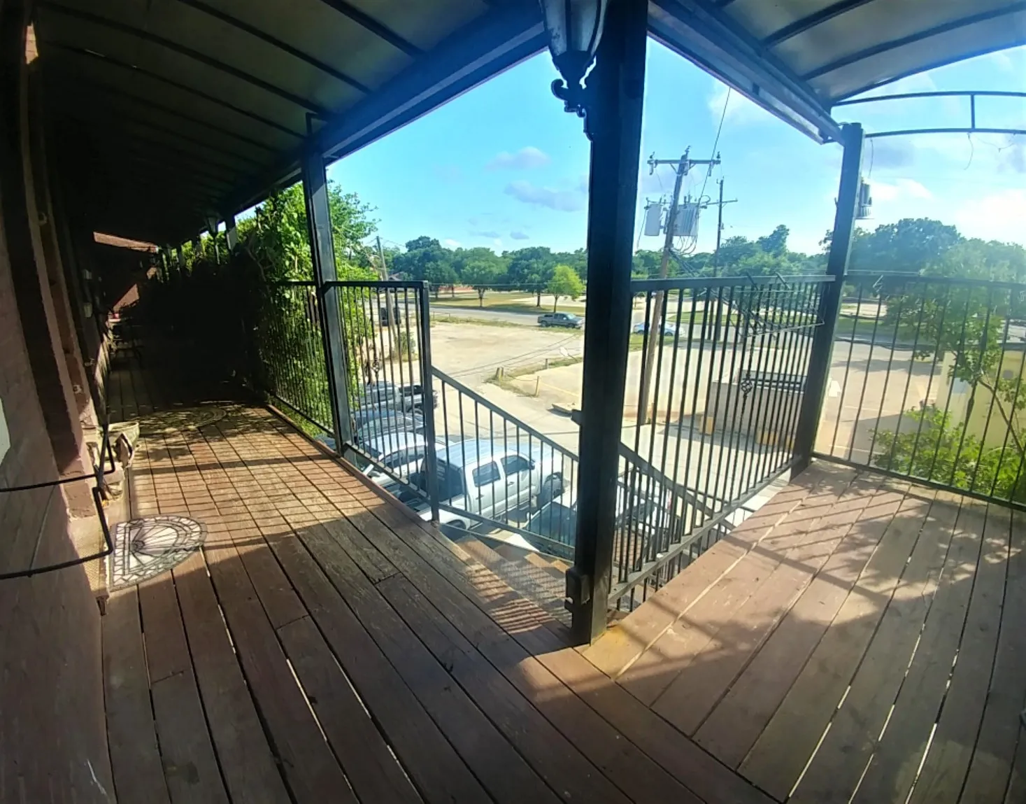 Apartment For Rent in Tarrant County , 109 NW 20th Street 201, Fort Worth, Texas 76164, 1 Bedroom, 1 Bathroom, Garage spaces, 772 Sqft, built in 1920, mls#21297273, Real Estate Agent in Fort Worth, Homes For Rent in Tarrant county, Homes For Rent in Fort Worth, Realtor in Fort Worth Texas, Real Estate Brokerage Independent Realty Texas, Luminita Cordes Realtor