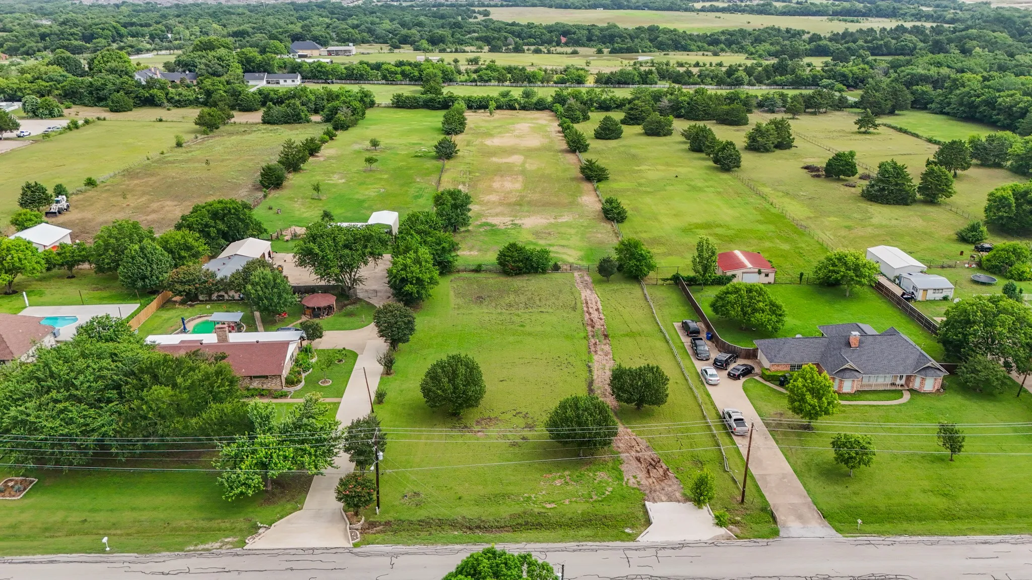 Improved Land For Sale in Dallas County , 222 Lariat Trail, Ovilla, Texas 75154, 0, 0, Garage spaces, 0 Sqft, built in 0, mls#21292915, Real Estate Agent in Ovilla, Homes For Sale in Dallas county, Homes For Sale in Ovilla, Realtor in Ovilla Texas, Real Estate Brokerage Independent Realty Texas, Luminita Cordes Realtor