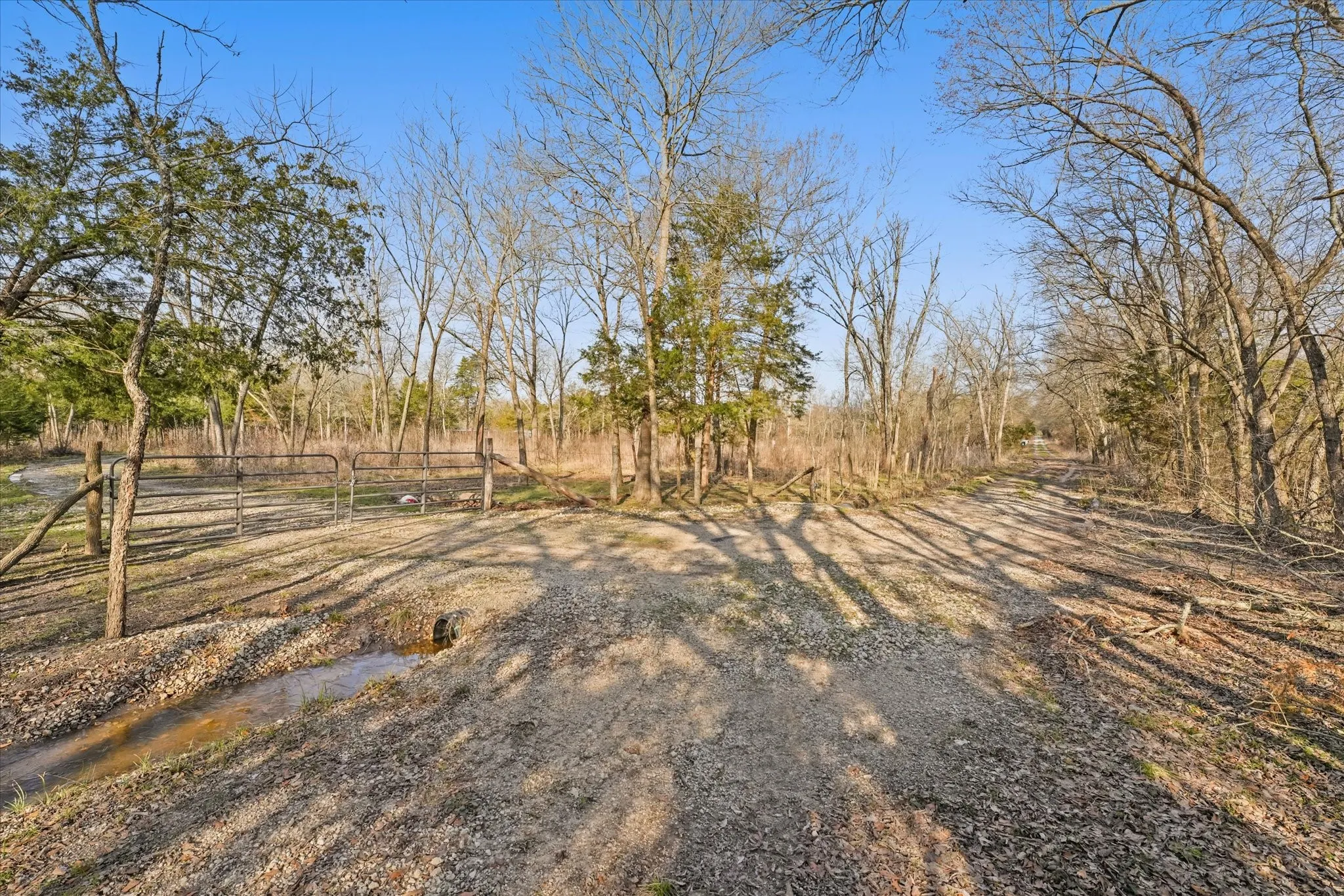 Improved Land For Sale in Hunt County , 3402 County Road 1160, Greenville, Texas 75401, 0, 0, Garage spaces, 0 Sqft, built in 0, mls#21297082, Real Estate Agent in Greenville, Homes For Sale in Hunt county, Homes For Sale in Greenville, Realtor in Greenville Texas, Real Estate Brokerage Independent Realty Texas, Luminita Cordes Realtor