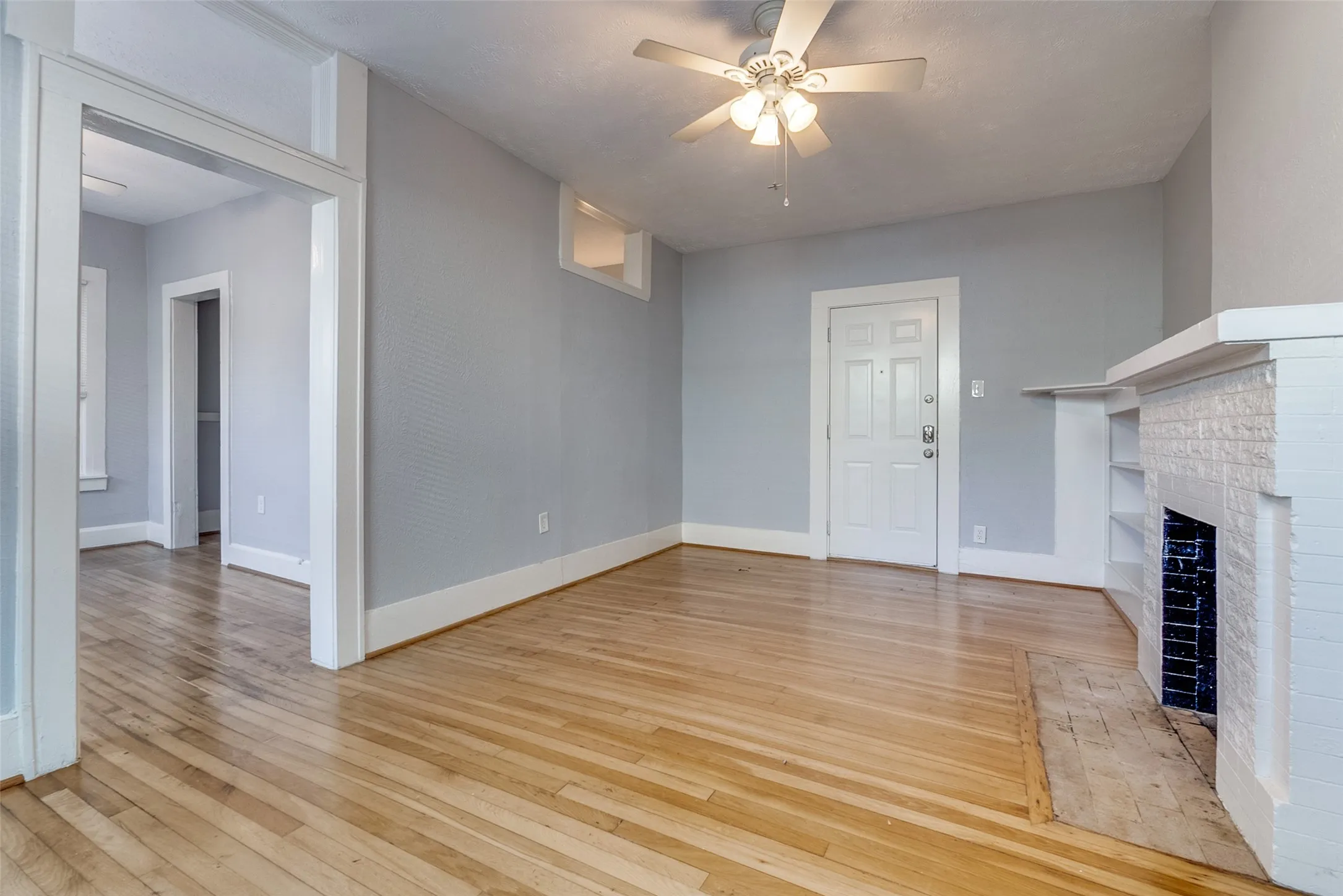 For Sale in Dallas County , 5211 Worth Street, Dallas, Texas 75214, 8 Bedrooms, 8 Bathrooms, Garage spaces, 0 Sqft, built in 1927, Price $1,600,000, mls#21296279, Real Estate Agent in Dallas, Homes For Sale in Dallas county, Homes For Sale in Dallas, Realtor in Dallas Texas, Real Estate Brokerage Independent Realty Texas, Luminita Cordes Realtor
