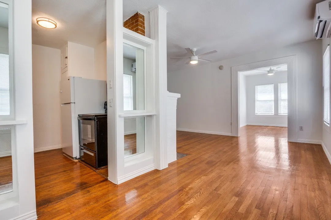 For Sale in Dallas County , 5211 Worth Street, Dallas, Texas 75214, 8 Bedrooms, 8 Bathrooms, Garage spaces, 0 Sqft, built in 1927, Price $1,600,000, mls#21296279, Real Estate Agent in Dallas, Homes For Sale in Dallas county, Homes For Sale in Dallas, Realtor in Dallas Texas, Real Estate Brokerage Independent Realty Texas, Luminita Cordes Realtor