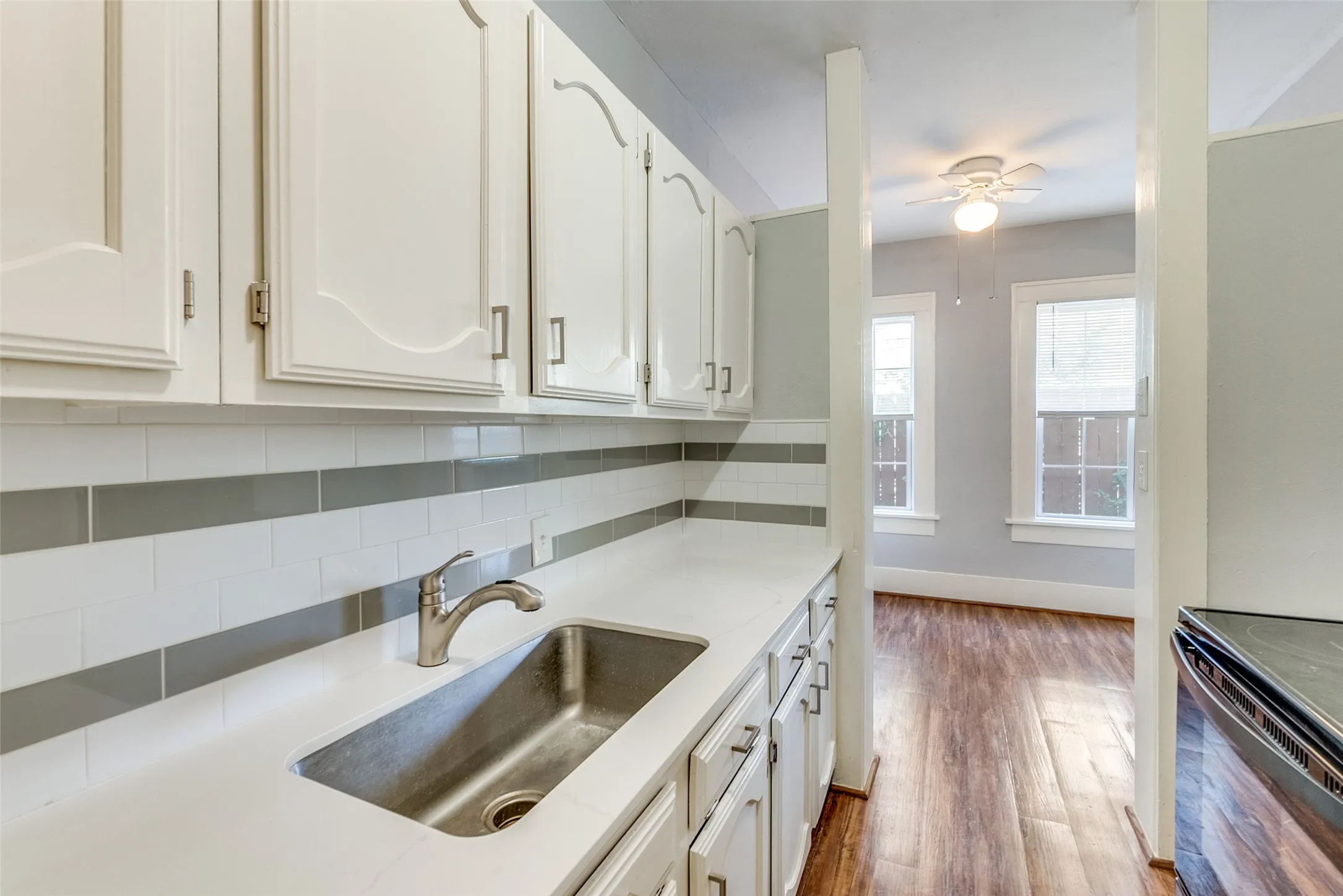 For Sale in Dallas County , 5211 Worth Street, Dallas, Texas 75214, 8 Bedrooms, 8 Bathrooms, Garage spaces, 0 Sqft, built in 1927, Price $1,600,000, mls#21296279, Real Estate Agent in Dallas, Homes For Sale in Dallas county, Homes For Sale in Dallas, Realtor in Dallas Texas, Real Estate Brokerage Independent Realty Texas, Luminita Cordes Realtor