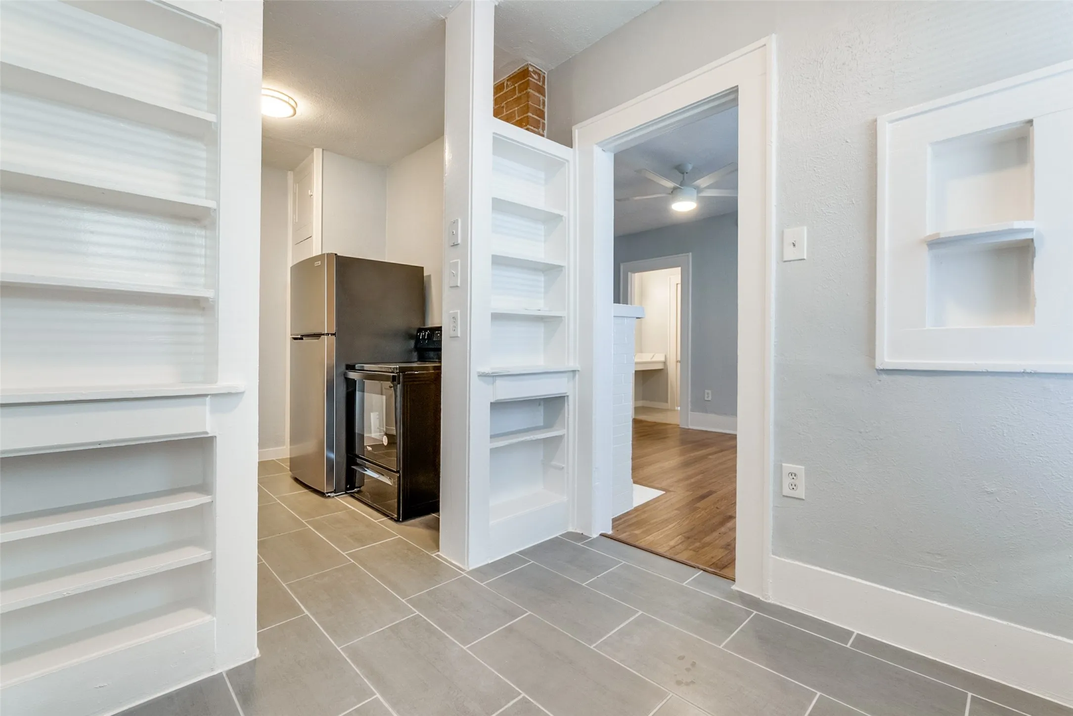 For Sale in Dallas County , 5211 Worth Street, Dallas, Texas 75214, 8 Bedrooms, 8 Bathrooms, Garage spaces, 0 Sqft, built in 1927, Price $1,600,000, mls#21296279, Real Estate Agent in Dallas, Homes For Sale in Dallas county, Homes For Sale in Dallas, Realtor in Dallas Texas, Real Estate Brokerage Independent Realty Texas, Luminita Cordes Realtor