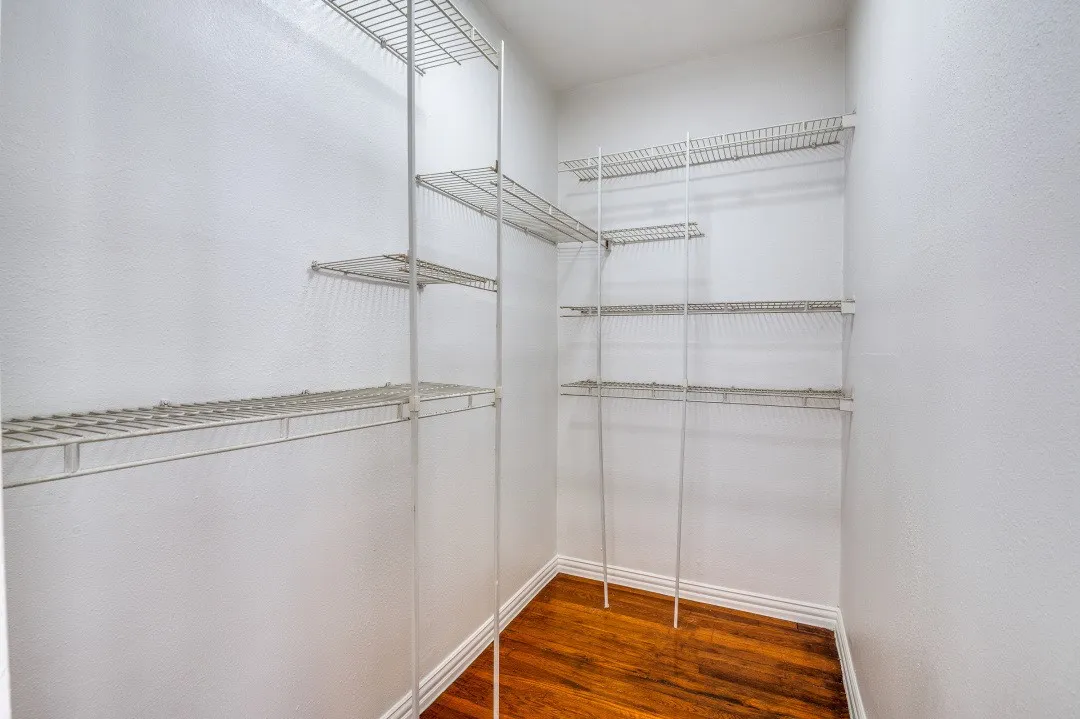 For Sale in Dallas County , 5211 Worth Street, Dallas, Texas 75214, 8 Bedrooms, 8 Bathrooms, Garage spaces, 0 Sqft, built in 1927, Price $1,600,000, mls#21296279, Real Estate Agent in Dallas, Homes For Sale in Dallas county, Homes For Sale in Dallas, Realtor in Dallas Texas, Real Estate Brokerage Independent Realty Texas, Luminita Cordes Realtor