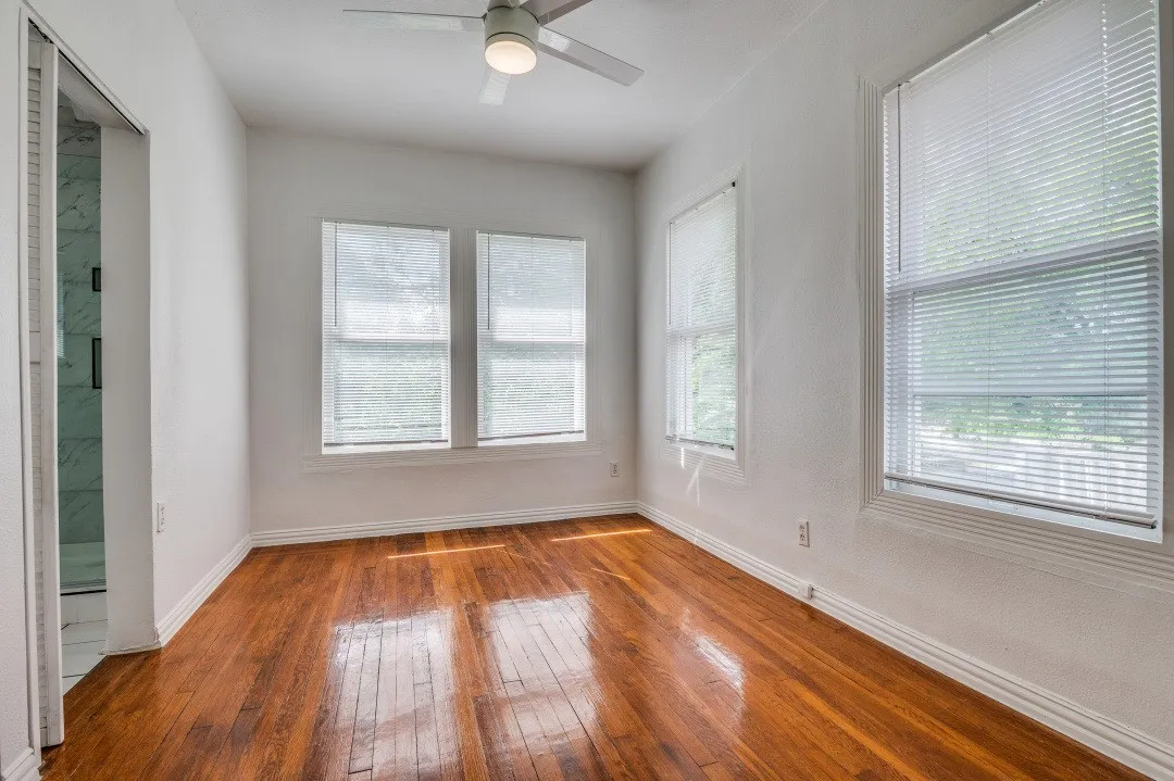 For Sale in Dallas County , 5211 Worth Street, Dallas, Texas 75214, 8 Bedrooms, 8 Bathrooms, Garage spaces, 0 Sqft, built in 1927, Price $1,600,000, mls#21296279, Real Estate Agent in Dallas, Homes For Sale in Dallas county, Homes For Sale in Dallas, Realtor in Dallas Texas, Real Estate Brokerage Independent Realty Texas, Luminita Cordes Realtor