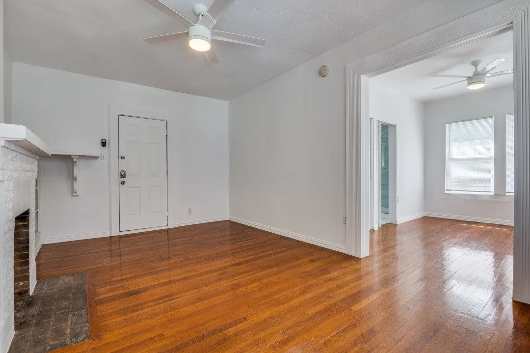 For Sale in Dallas County , 5211 Worth Street, Dallas, Texas 75214, 8 Bedrooms, 8 Bathrooms, Garage spaces, 0 Sqft, built in 1927, Price $1,600,000, mls#21296279, Real Estate Agent in Dallas, Homes For Sale in Dallas county, Homes For Sale in Dallas, Realtor in Dallas Texas, Real Estate Brokerage Independent Realty Texas, Luminita Cordes Realtor
