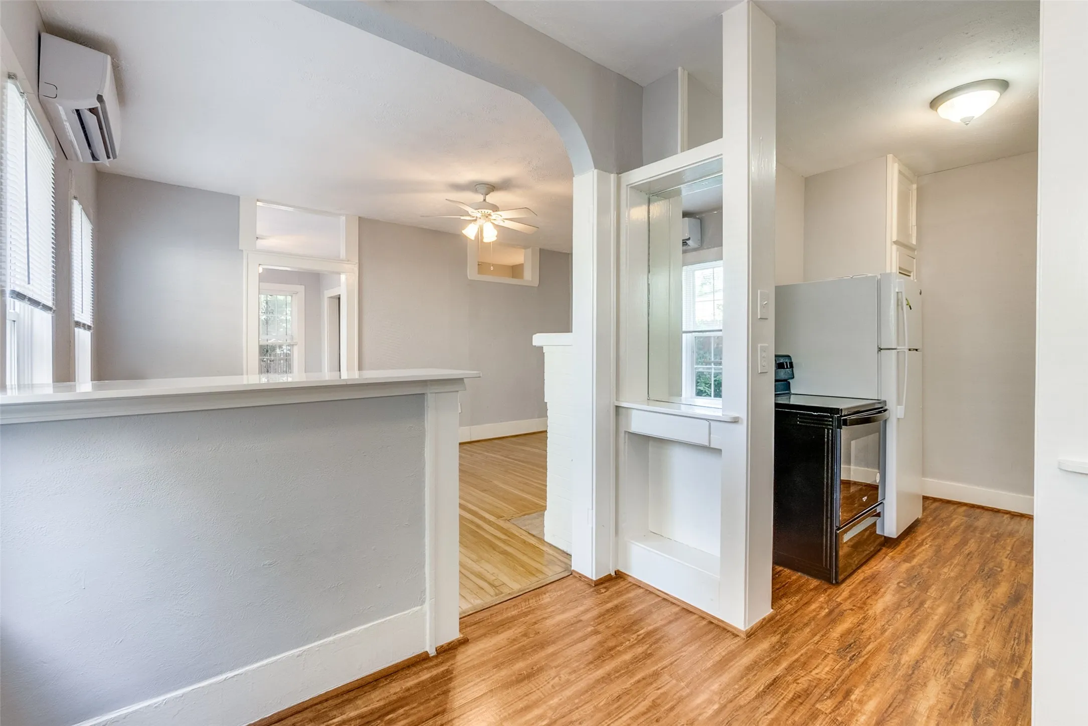For Sale in Dallas County , 5211 Worth Street, Dallas, Texas 75214, 8 Bedrooms, 8 Bathrooms, Garage spaces, 0 Sqft, built in 1927, Price $1,600,000, mls#21296279, Real Estate Agent in Dallas, Homes For Sale in Dallas county, Homes For Sale in Dallas, Realtor in Dallas Texas, Real Estate Brokerage Independent Realty Texas, Luminita Cordes Realtor
