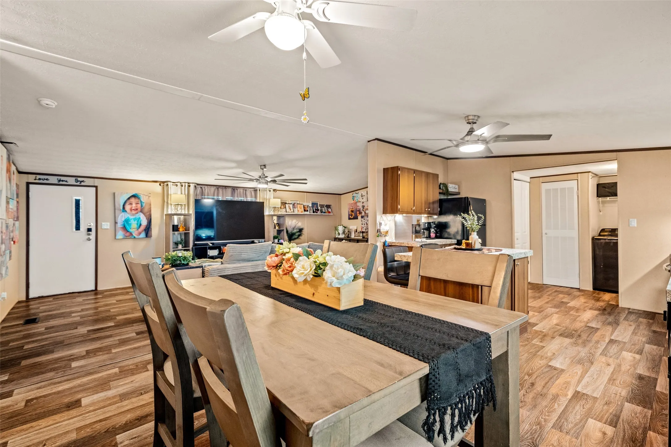 Eat in Kitchen