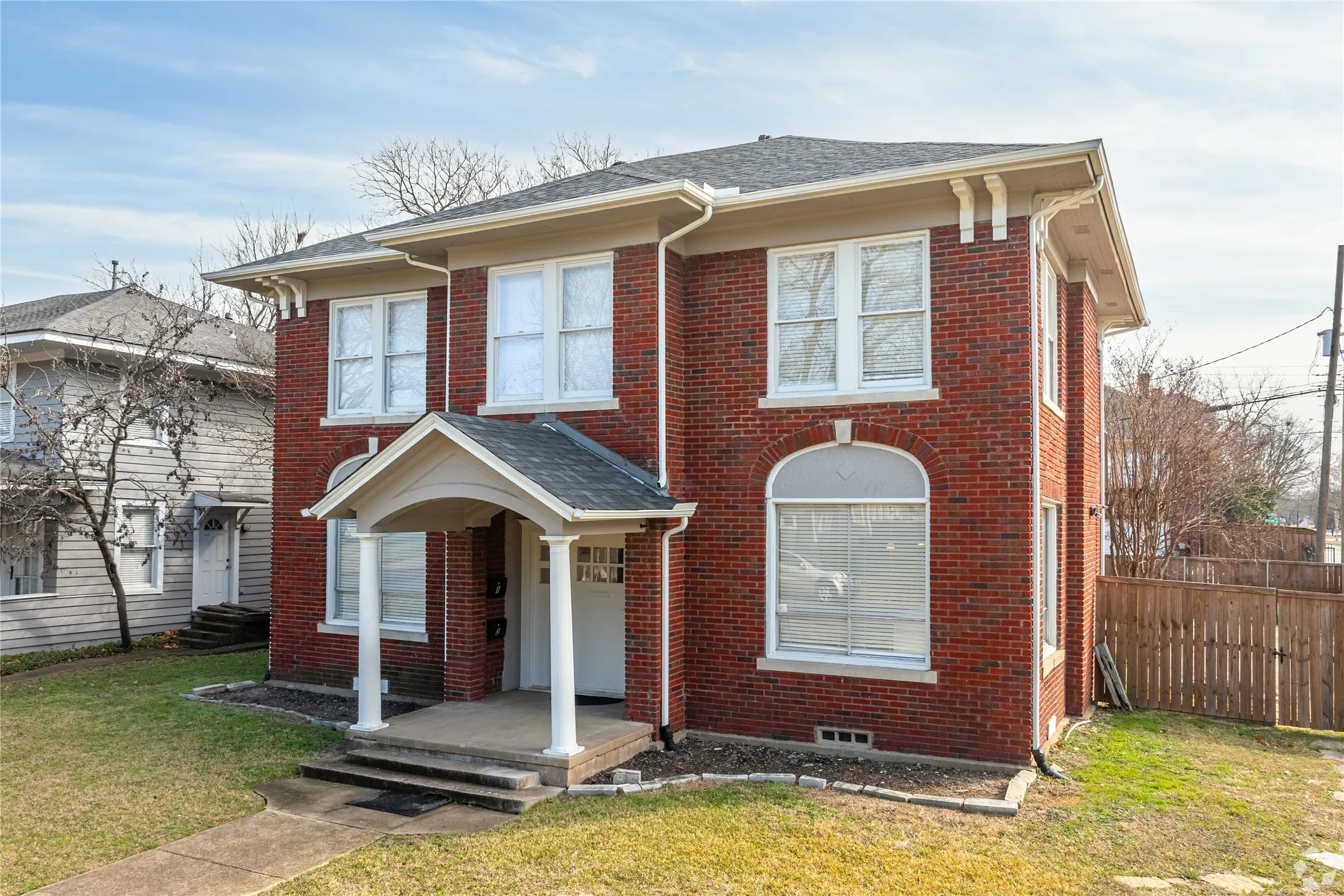 Quadruplex For Sale in Dallas County , 5204 Junius Street, Dallas, Texas 75214, 4 Bedroom, 4 Bathroom, Garage spaces, 0 Sqft, built in 1930, mls#21295220, Real Estate Agent in Dallas, Homes For Sale in Dallas county, Homes For Sale in Dallas, Realtor in Dallas Texas, Real Estate Brokerage Independent Realty Texas, Luminita Cordes Realtor
