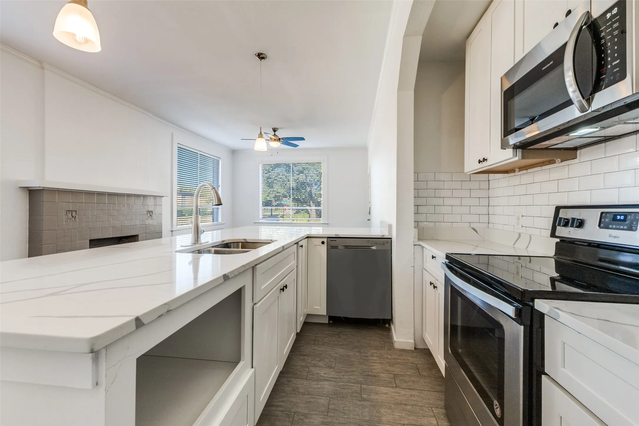 Quadruplex For Sale in Dallas County , 5204 Junius Street, Dallas, Texas 75214, 4 Bedroom, 4 Bathroom, Garage spaces, 0 Sqft, built in 1930, mls#21295220, Real Estate Agent in Dallas, Homes For Sale in Dallas county, Homes For Sale in Dallas, Realtor in Dallas Texas, Real Estate Brokerage Independent Realty Texas, Luminita Cordes Realtor