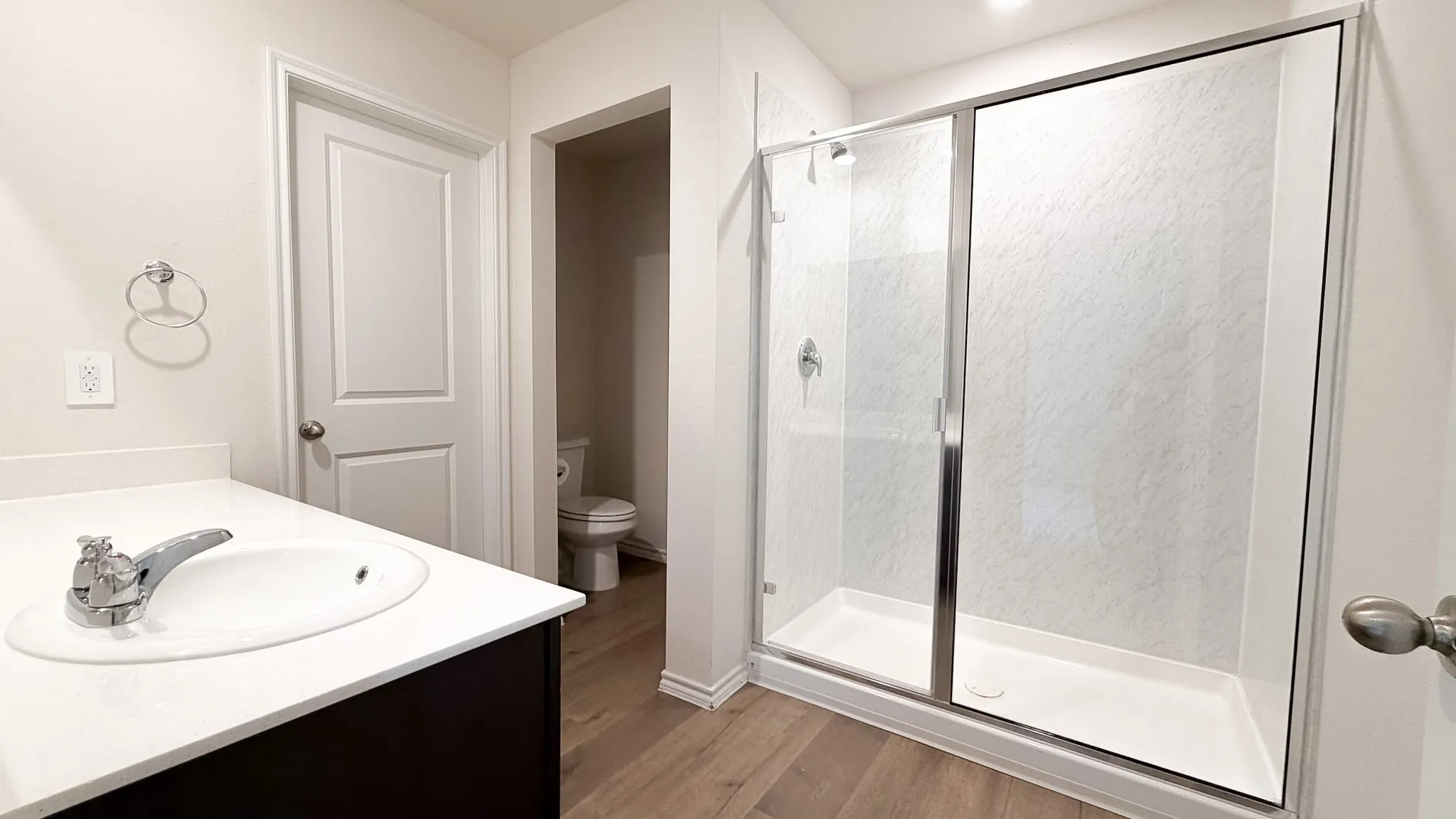 Single Family Residence For Rent in Collin County , 702 Sunlight Loop, Princeton, Texas 75407, 3 Bedroom, 2 Bathroom, 2 Garage spaces, 1,253 Sqft, built in 2024, mls#21296039, Real Estate Agent in Princeton, Homes For Rent in Collin county, Homes For Rent in Princeton, Realtor in Princeton Texas, Real Estate Brokerage Independent Realty Texas, Luminita Cordes Realtor
