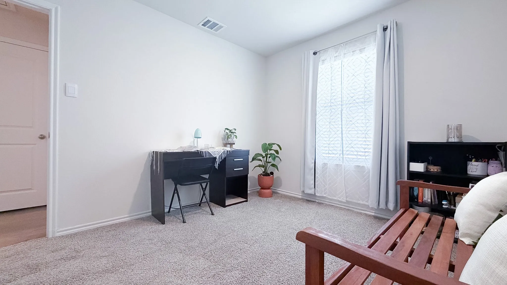 Single Family Residence For Rent in Collin County , 702 Sunlight Loop, Princeton, Texas 75407, 3 Bedroom, 2 Bathroom, 2 Garage spaces, 1,253 Sqft, built in 2024, mls#21296039, Real Estate Agent in Princeton, Homes For Rent in Collin county, Homes For Rent in Princeton, Realtor in Princeton Texas, Real Estate Brokerage Independent Realty Texas, Luminita Cordes Realtor