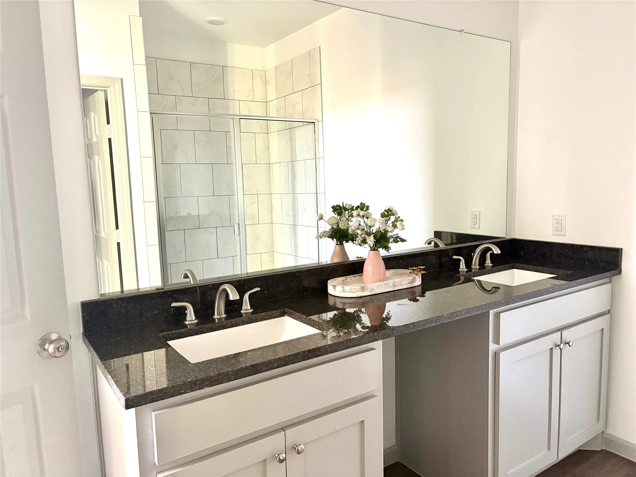 Single Family Residence For Sale in Van Zandt County , 1015 Springview Lane, Mabank, Texas 75147, 3 Bedroom, 2 Bathroom, 2 Garage spaces, 1,721 Sqft, built in 2026, mls#21297403, Real Estate Agent in Mabank, Homes For Sale in Van Zandt county, Homes For Sale in Mabank, Realtor in Mabank Texas, Real Estate Brokerage Independent Realty Texas, Luminita Cordes Realtor