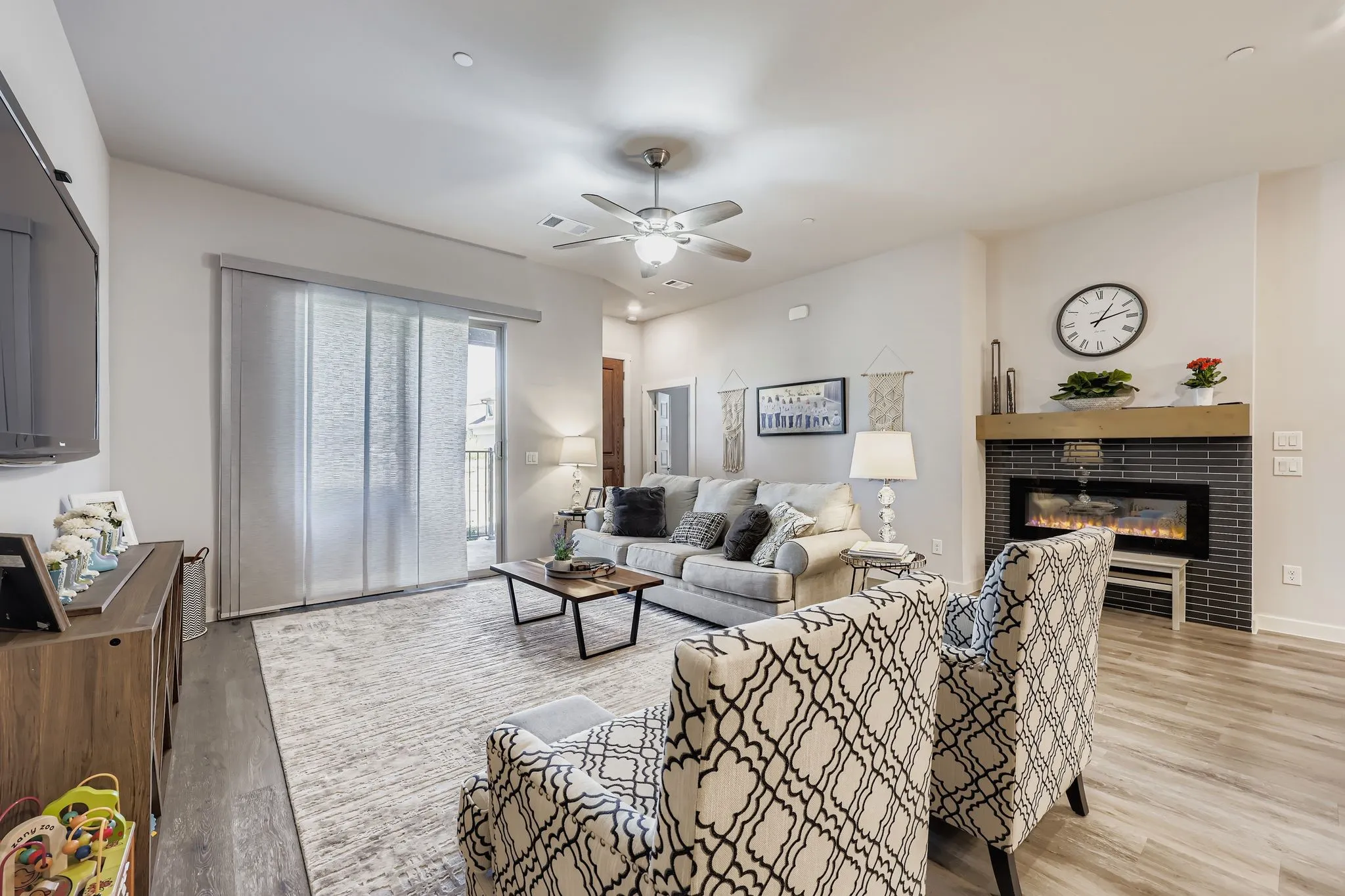 Townhouse For Sale in Denton County , 3851 Marigold Lane, Prosper, Texas 75078, 2 Bedroom, 2 Bathroom, 2 Garage spaces, 1,369 Sqft, built in 2020, mls#21297363, Real Estate Agent in Prosper, Homes For Sale in Denton county, Homes For Sale in Prosper, Realtor in Prosper Texas, Real Estate Brokerage Independent Realty Texas, Luminita Cordes Realtor