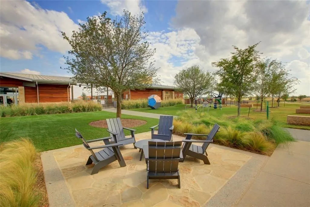 Townhouse For Sale in Denton County , 3851 Marigold Lane, Prosper, Texas 75078, 2 Bedroom, 2 Bathroom, 2 Garage spaces, 1,369 Sqft, built in 2020, mls#21297363, Real Estate Agent in Prosper, Homes For Sale in Denton county, Homes For Sale in Prosper, Realtor in Prosper Texas, Real Estate Brokerage Independent Realty Texas, Luminita Cordes Realtor