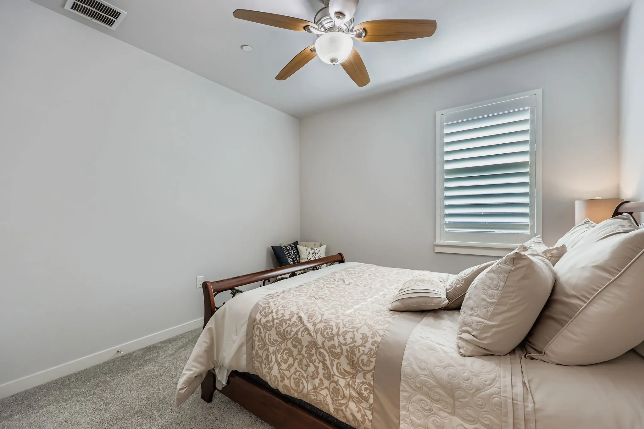 Townhouse For Sale in Denton County , 3851 Marigold Lane, Prosper, Texas 75078, 2 Bedroom, 2 Bathroom, 2 Garage spaces, 1,369 Sqft, built in 2020, mls#21297363, Real Estate Agent in Prosper, Homes For Sale in Denton county, Homes For Sale in Prosper, Realtor in Prosper Texas, Real Estate Brokerage Independent Realty Texas, Luminita Cordes Realtor
