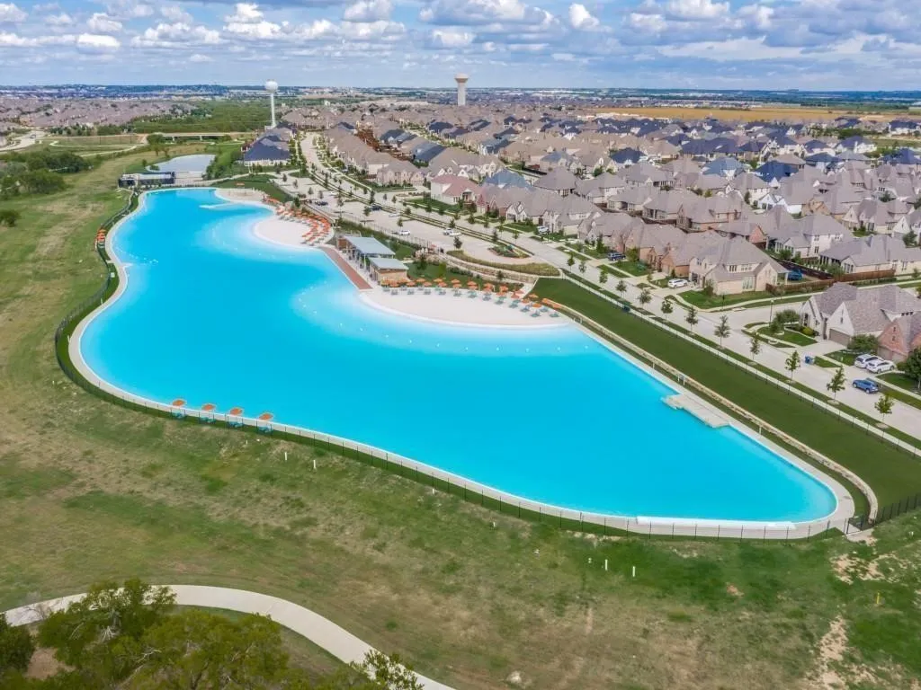 Community Lagoon - Pool- Beach