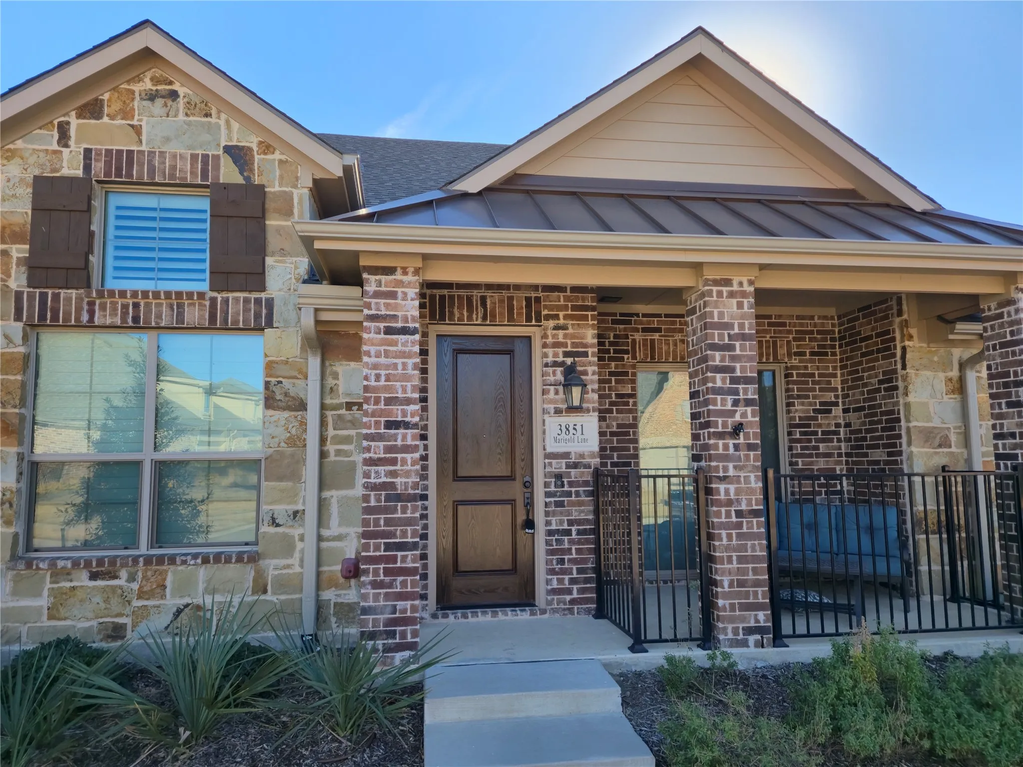 Townhouse For Sale in Denton County , 3851 Marigold Lane, Prosper, Texas 75078, 2 Bedroom, 2 Bathroom, 2 Garage spaces, 1,369 Sqft, built in 2020, mls#21297363, Real Estate Agent in Prosper, Homes For Sale in Denton county, Homes For Sale in Prosper, Realtor in Prosper Texas, Real Estate Brokerage Independent Realty Texas, Luminita Cordes Realtor