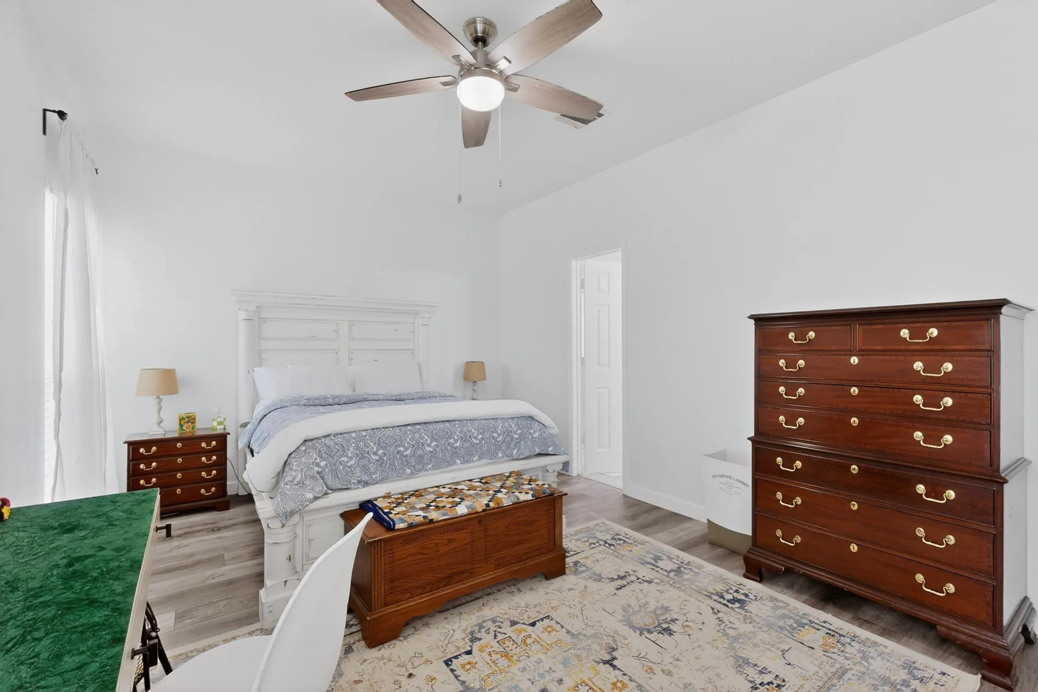 Single Family Residence For Sale in Collin County , 9756 Old Field Drive, Mc Kinney, Texas 75072, 4 Bedroom, 3 Bathroom, 2 Garage spaces, 2,417 Sqft, built in 2004, mls#21297378, Real Estate Agent in Mc Kinney, Homes For Sale in Collin county, Homes For Sale in Mc Kinney, Realtor in Mc Kinney Texas, Real Estate Brokerage Independent Realty Texas, Luminita Cordes Realtor