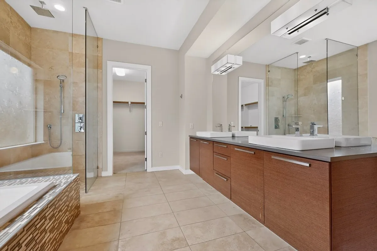 Single Family Residence For Sale in Denton County , 3778 Pistol Creek Drive, Frisco, Texas 75034, 5 Bedroom, 6 Bathroom, 3 Garage spaces, 3,721 Sqft, built in 2017, mls#21297465, Real Estate Agent in Frisco, Homes For Sale in Denton county, Homes For Sale in Frisco, Realtor in Frisco Texas, Real Estate Brokerage Independent Realty Texas, Luminita Cordes Realtor
