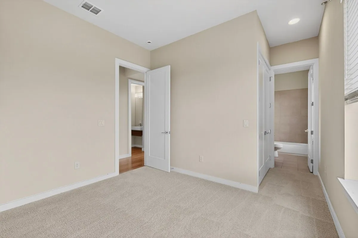 Single Family Residence For Sale in Denton County , 3778 Pistol Creek Drive, Frisco, Texas 75034, 5 Bedroom, 6 Bathroom, 3 Garage spaces, 3,721 Sqft, built in 2017, mls#21297465, Real Estate Agent in Frisco, Homes For Sale in Denton county, Homes For Sale in Frisco, Realtor in Frisco Texas, Real Estate Brokerage Independent Realty Texas, Luminita Cordes Realtor